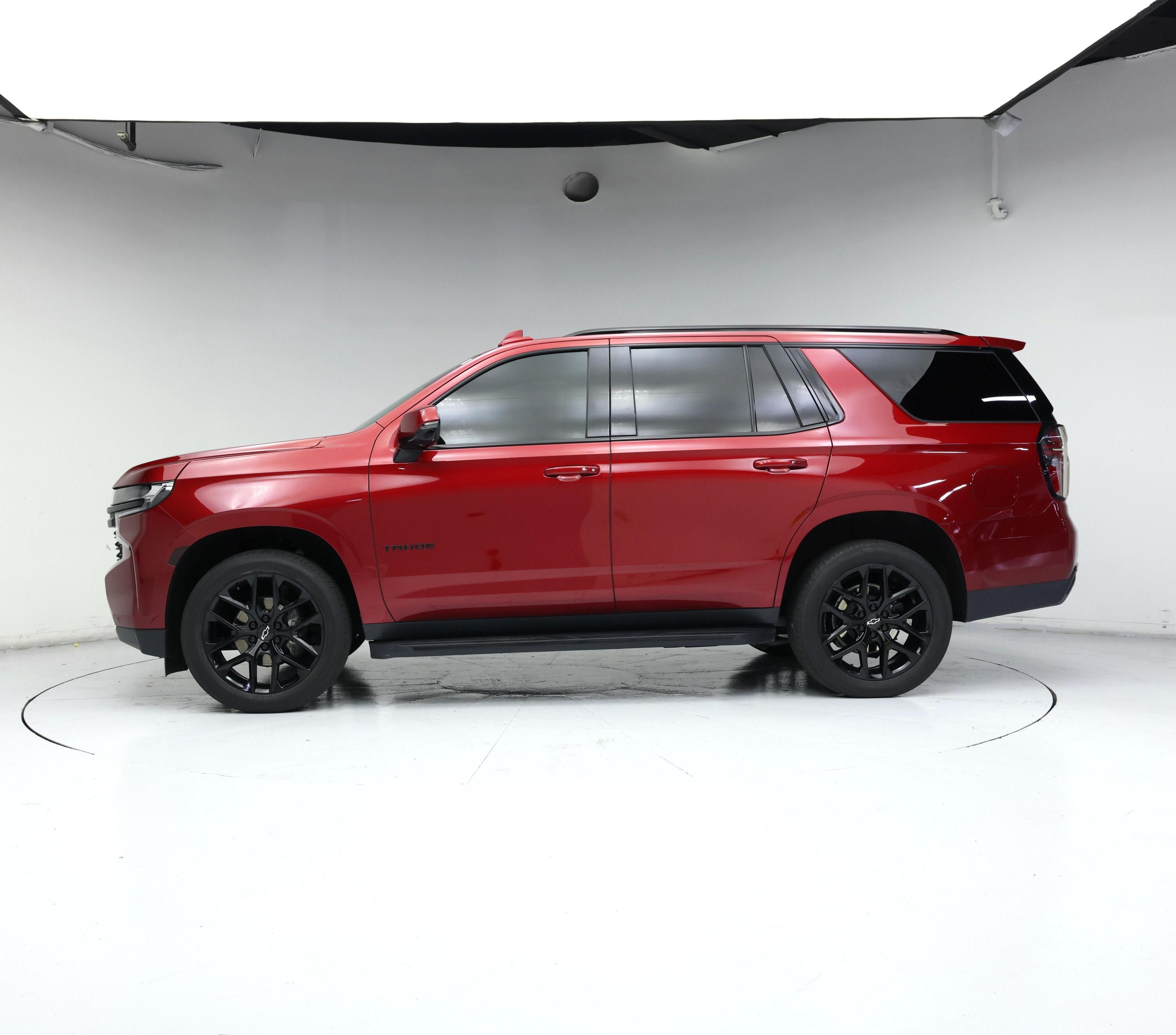 Thumbnail: 2023 Chevrolet Tahoe - 3