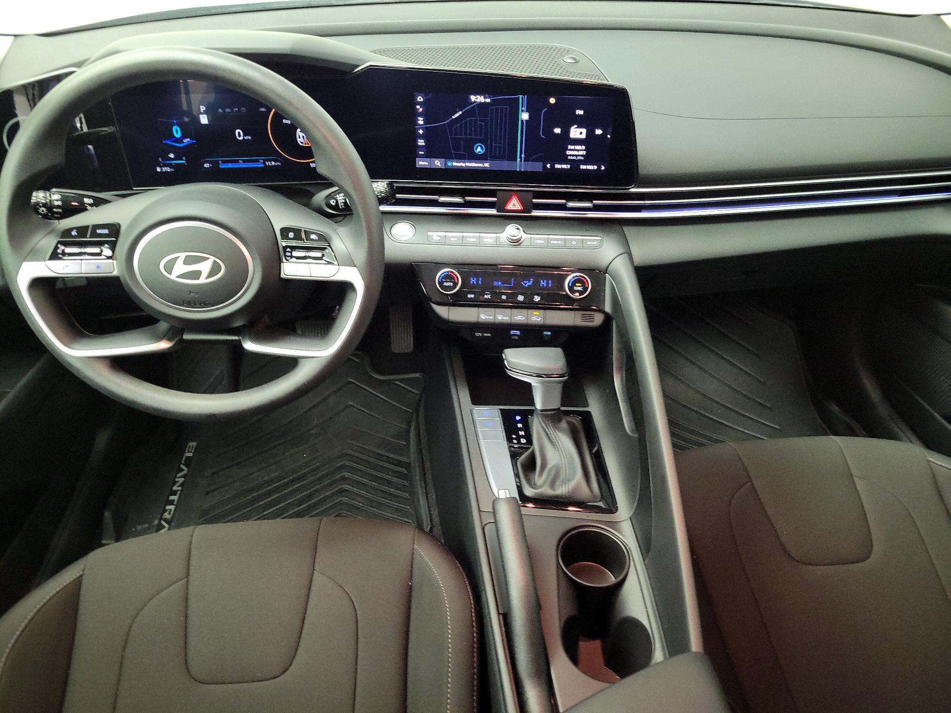 Thumbnail: 2024 Hyundai Elantra - 9