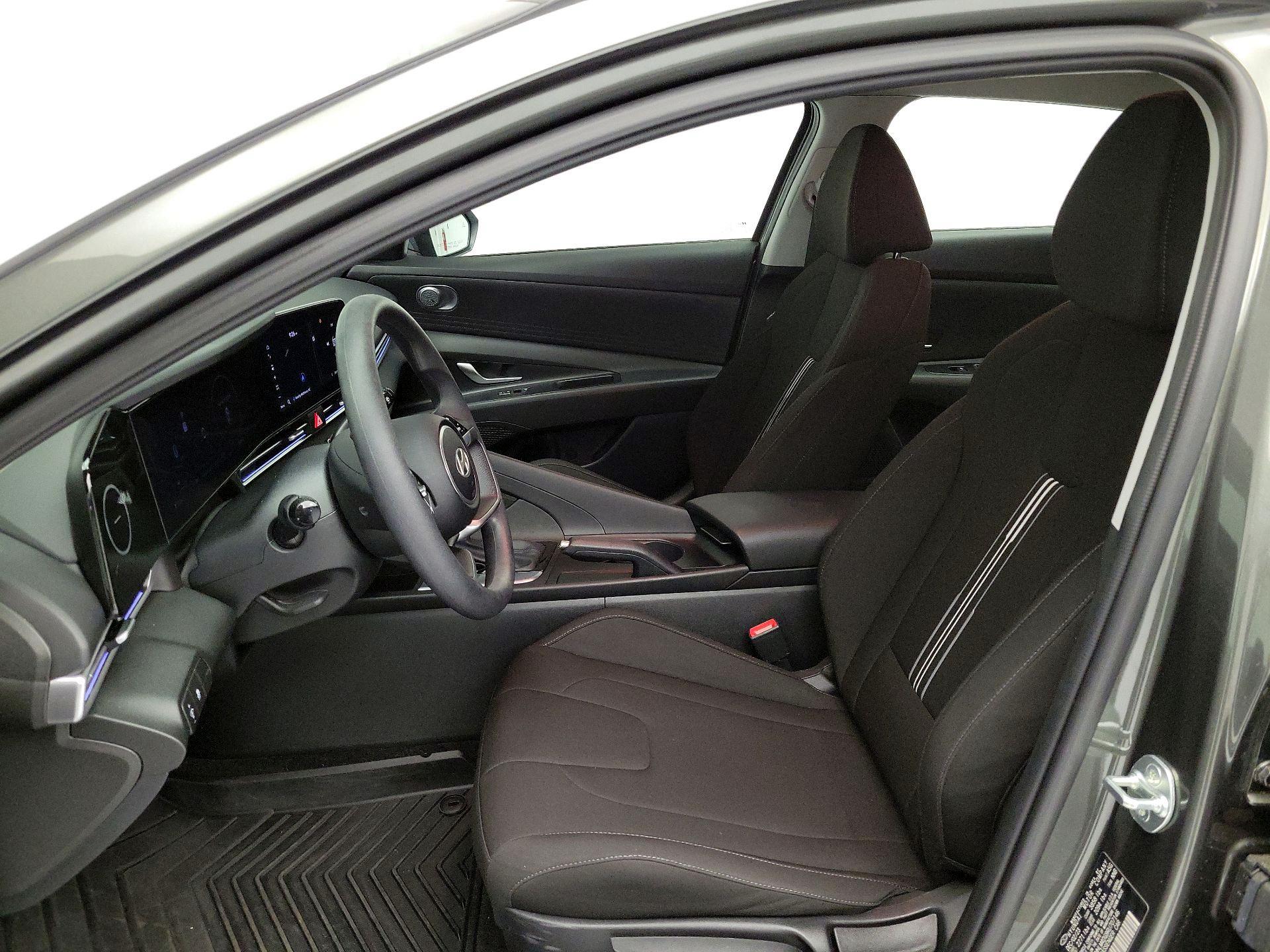 Thumbnail: 2024 Hyundai Elantra - 11