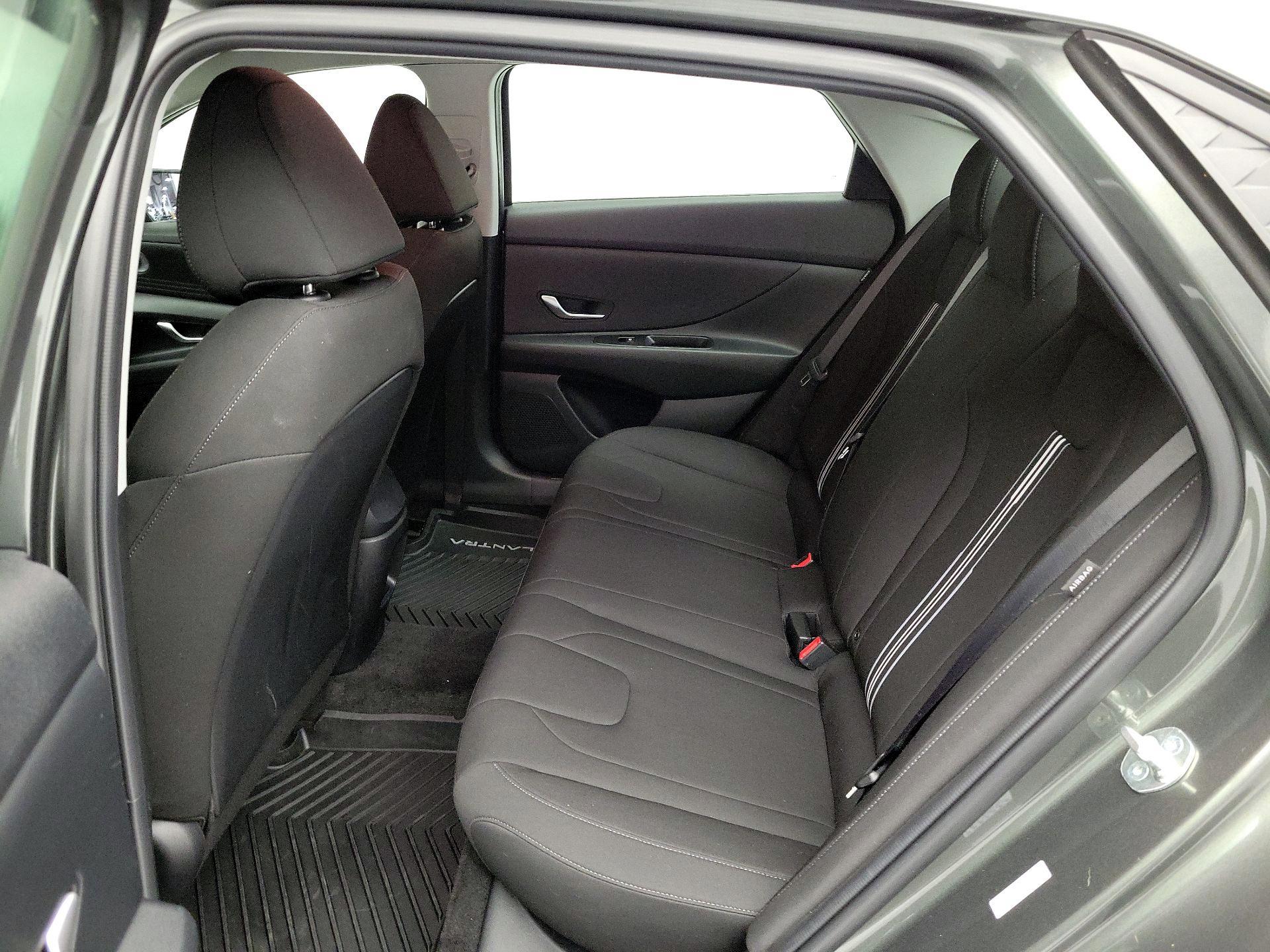 Thumbnail: 2024 Hyundai Elantra - 19