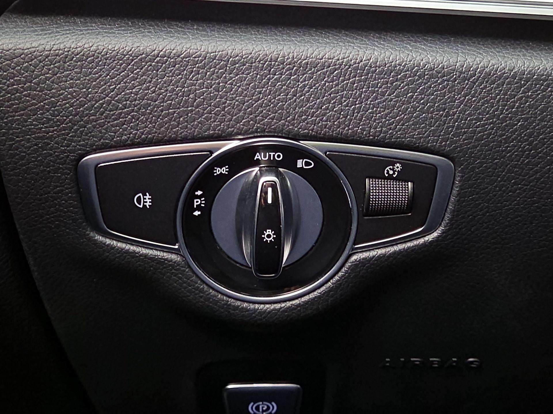 Thumbnail: 2019 Mercedes-Benz E-Class - 13