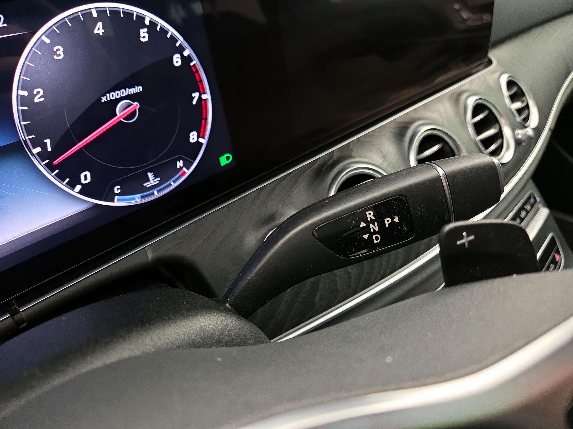 Thumbnail: 2019 Mercedes-Benz E-Class - 18