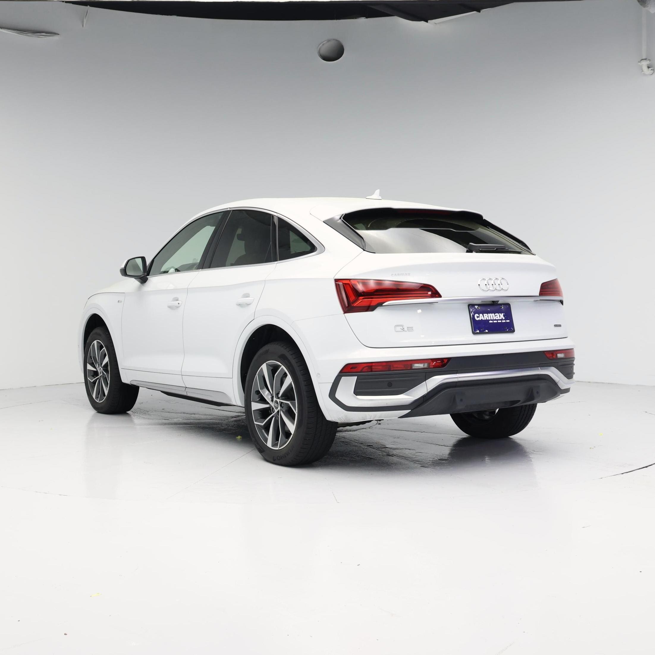 Thumbnail: 2022 Audi Q5 - 2