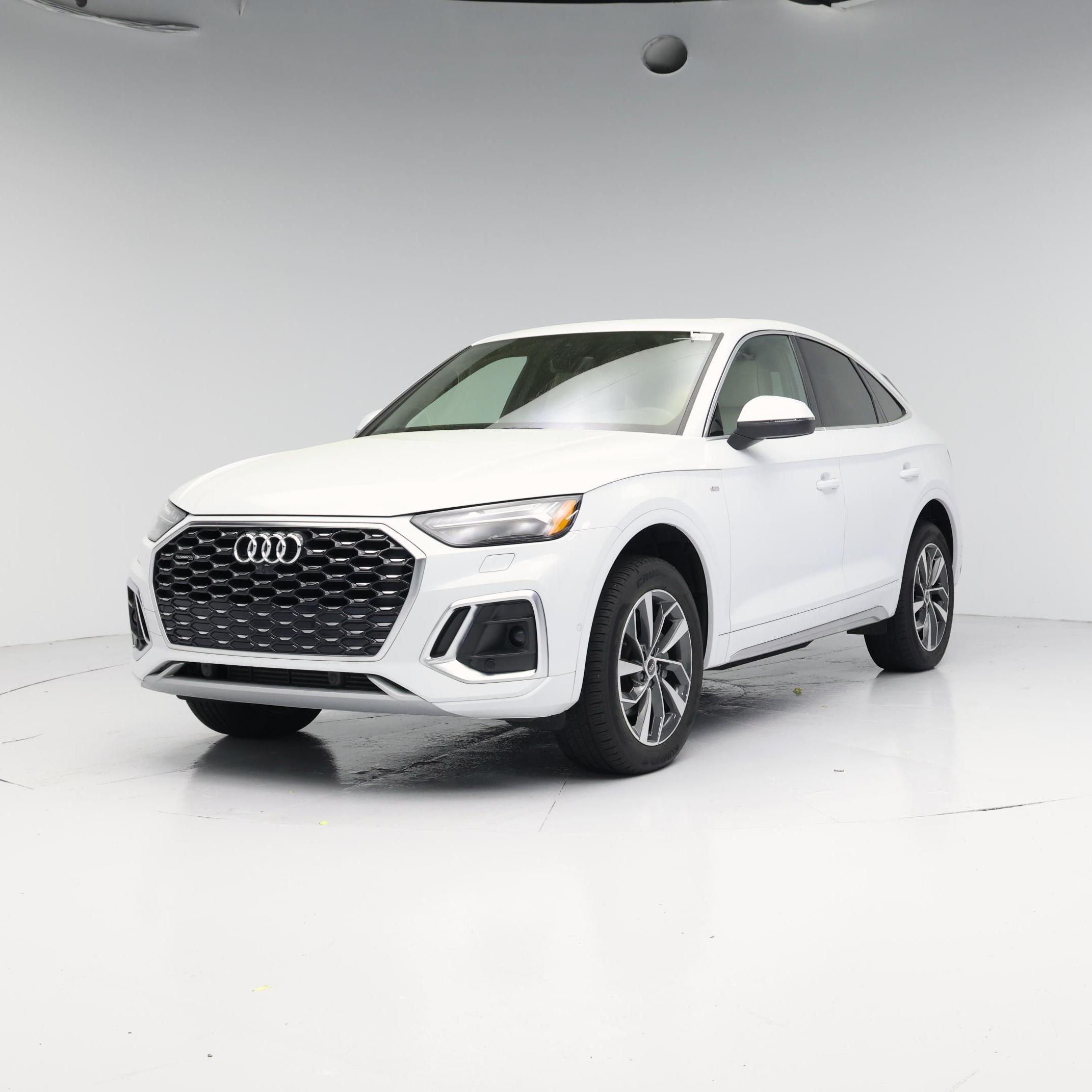 Thumbnail: 2022 Audi Q5 - 4