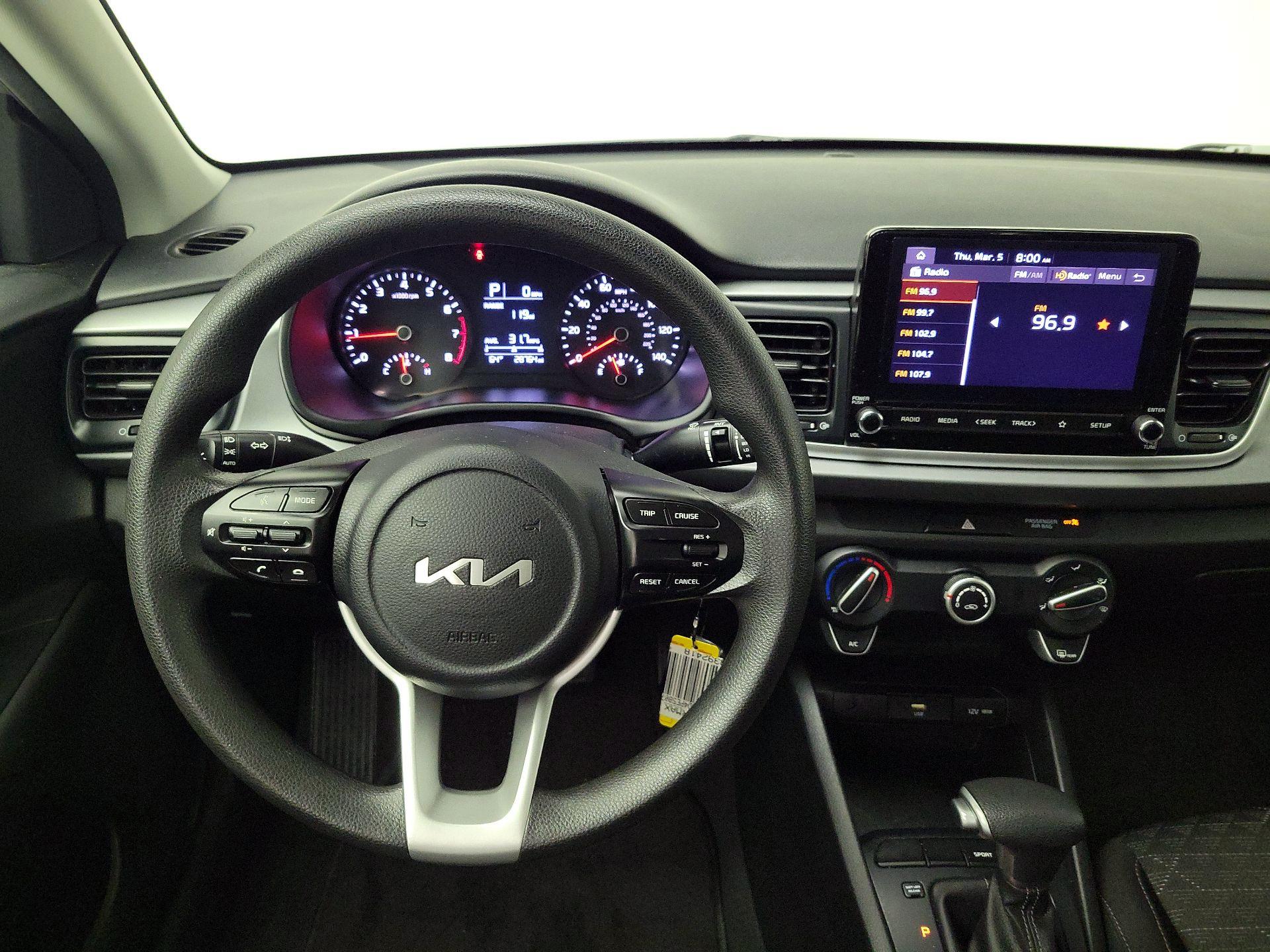 Thumbnail: 2022 Kia Forte - 10