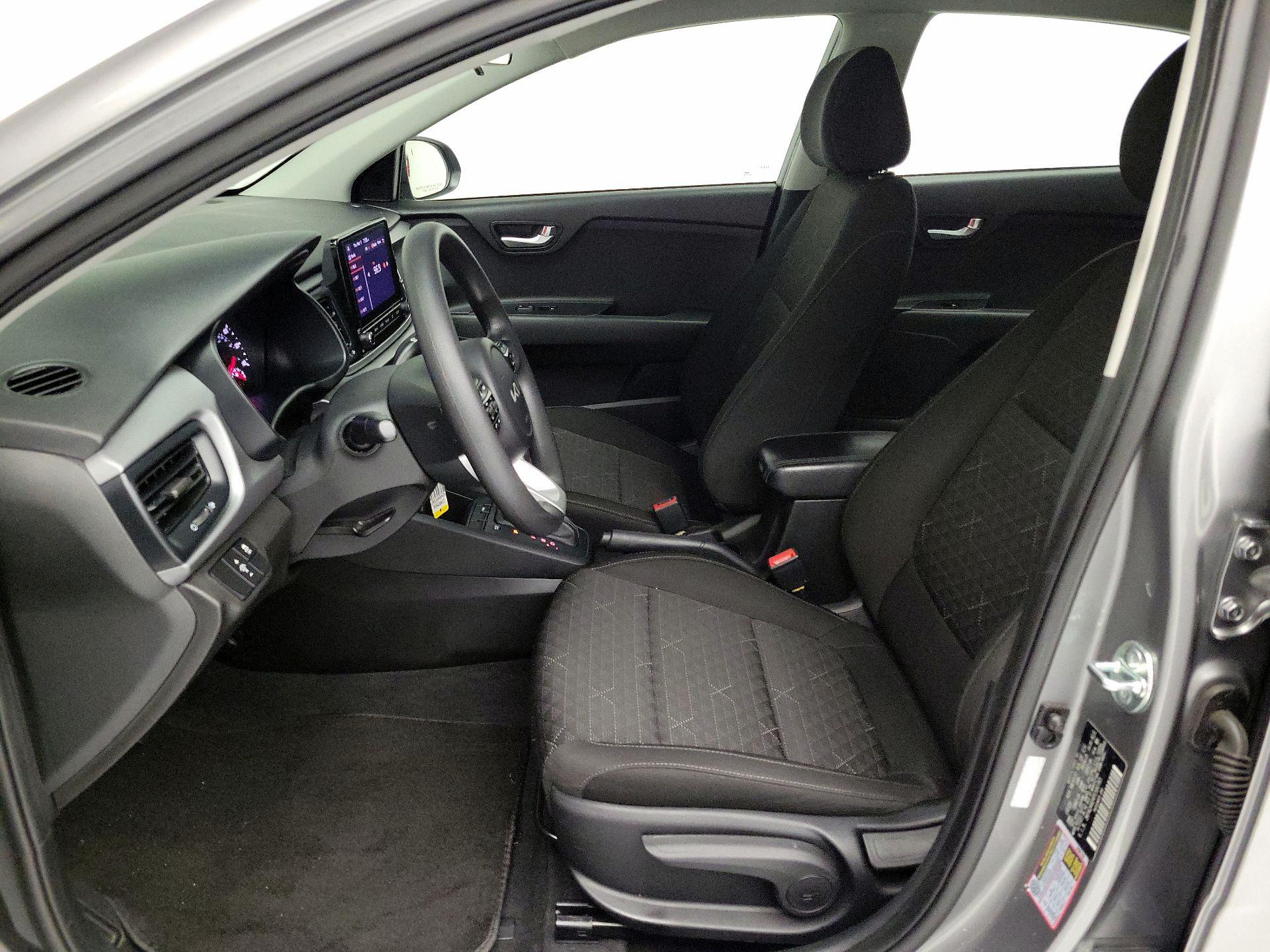 Thumbnail: 2022 Kia Forte - 11