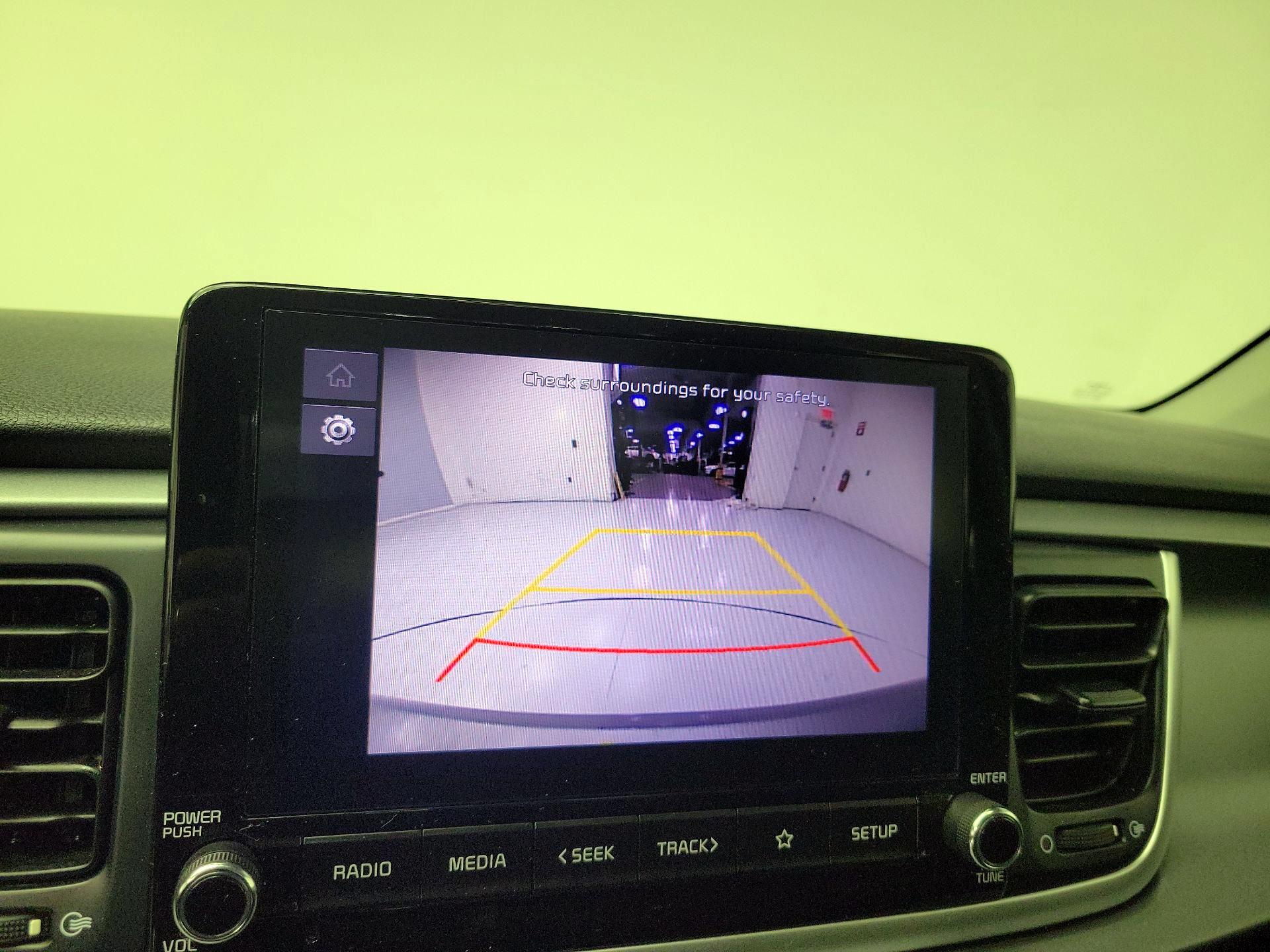 Thumbnail: 2022 Kia Forte - 13