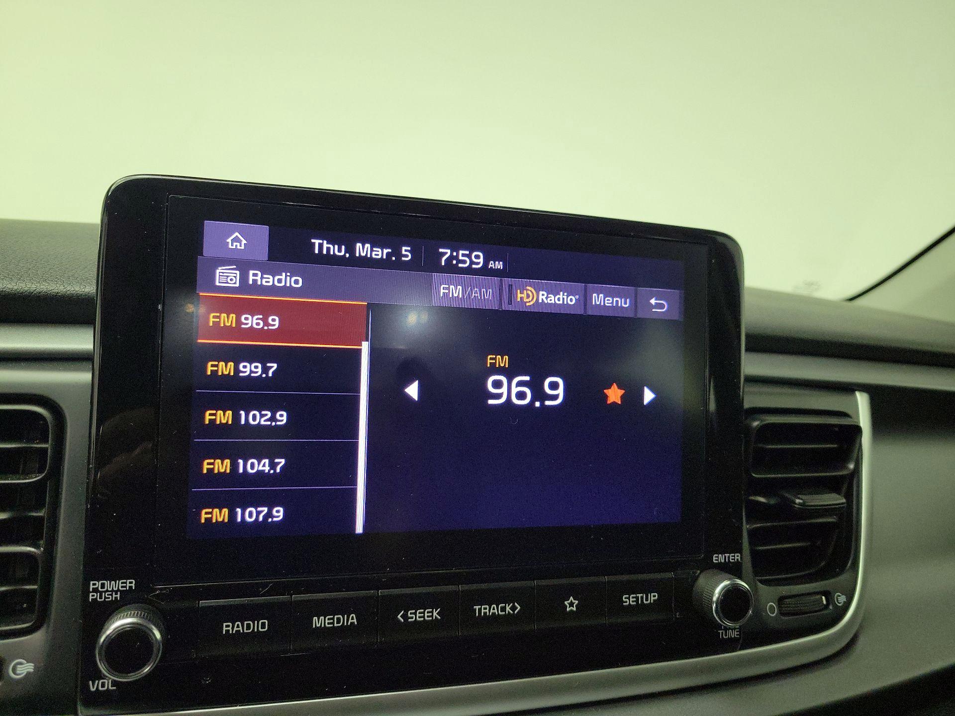 Thumbnail: 2022 Kia Forte - 14