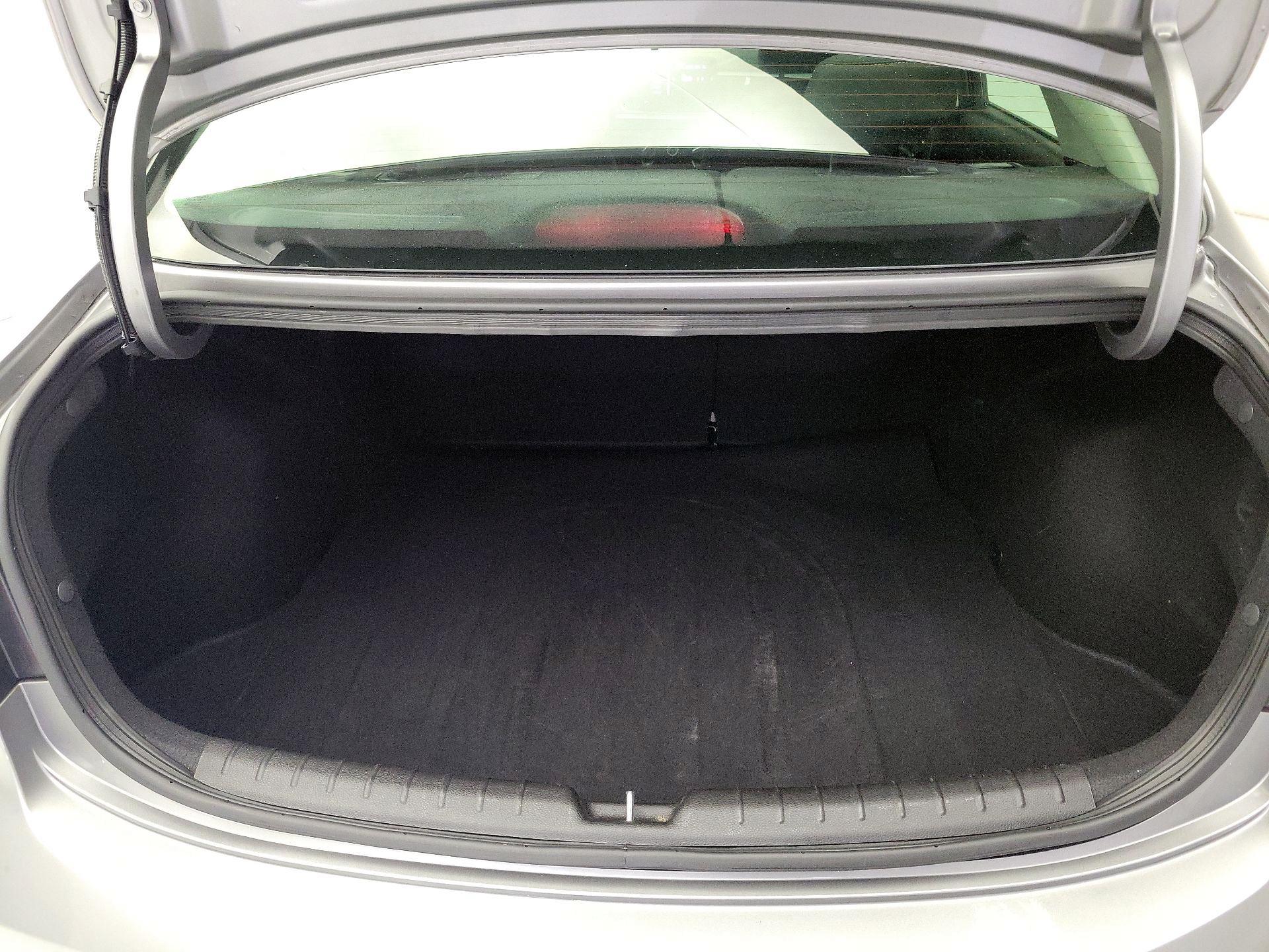 Thumbnail: 2022 Kia Forte - 19