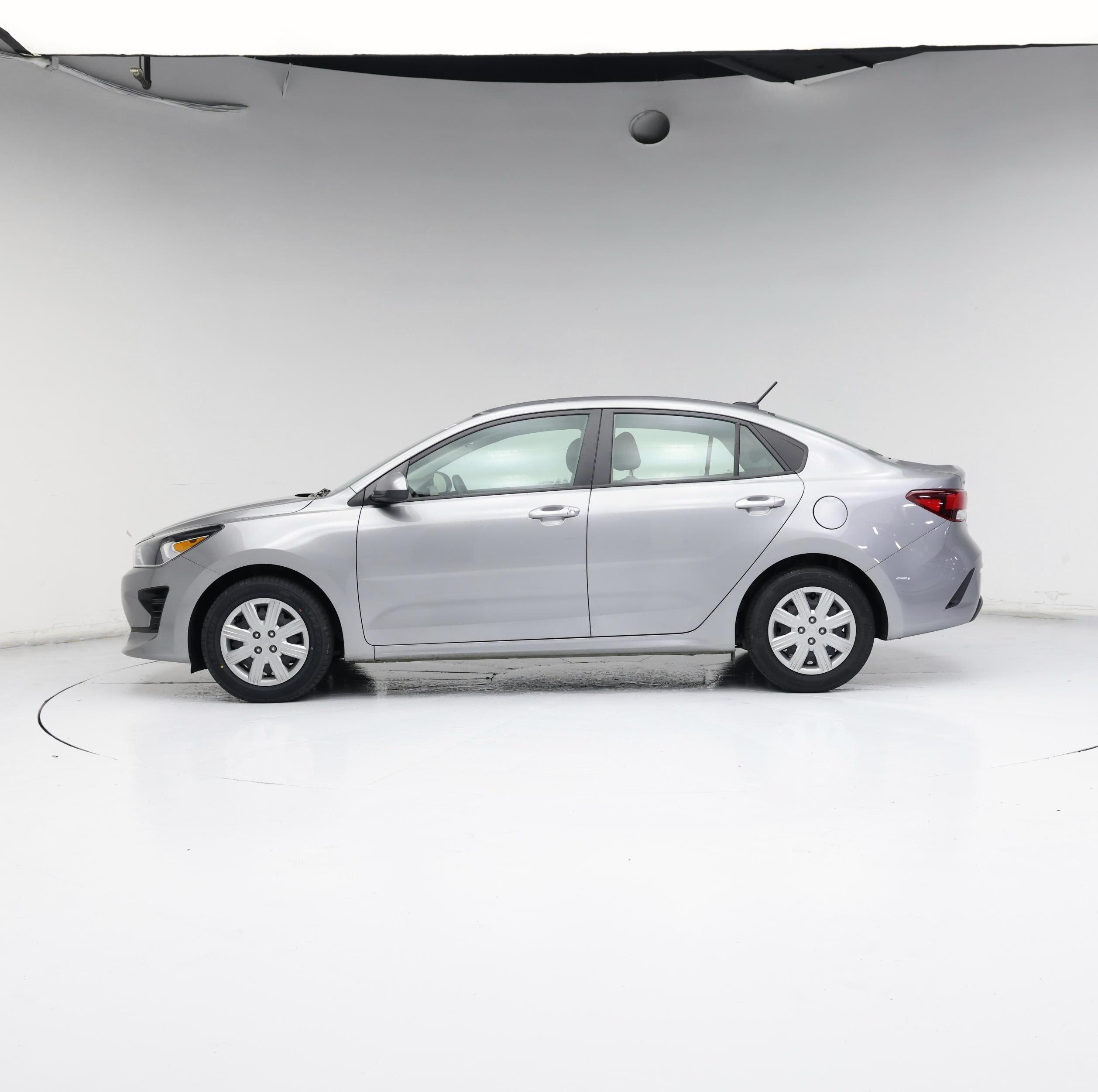 Thumbnail: 2022 Kia Forte - 3