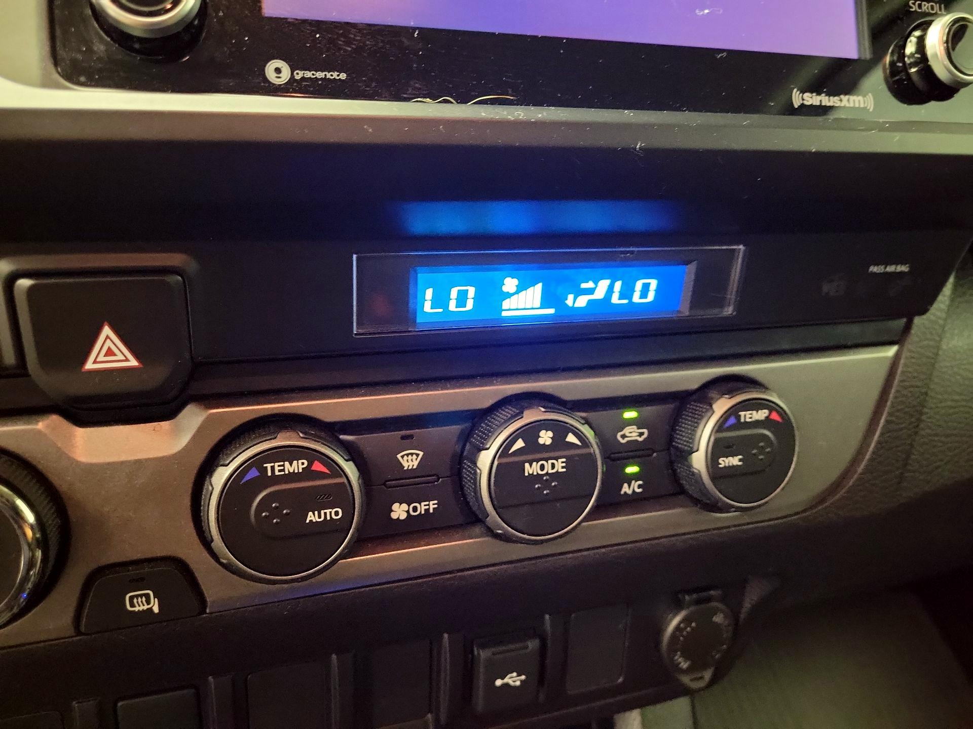 Thumbnail: 2021 Toyota Tacoma - 16