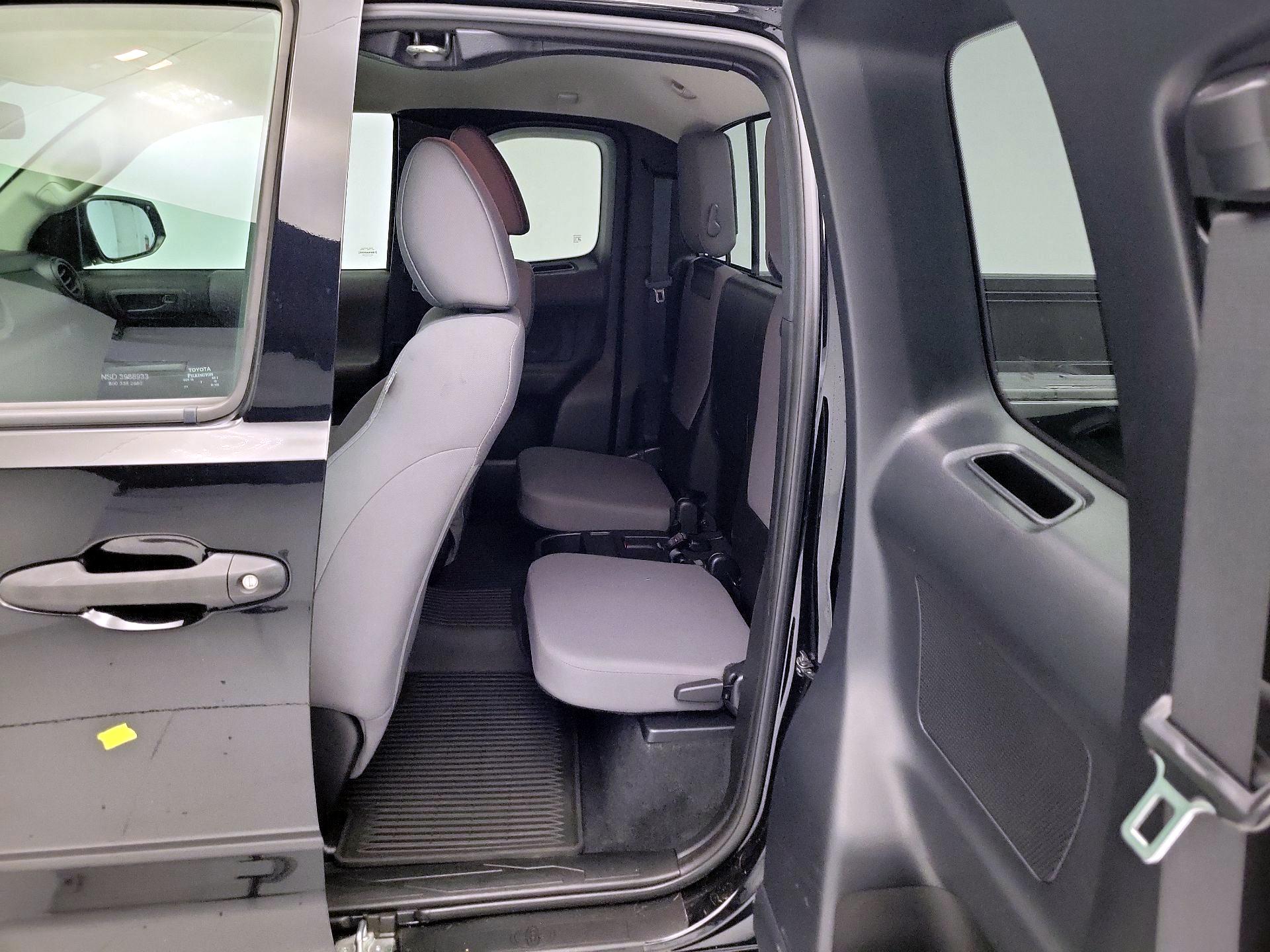 Thumbnail: 2021 Toyota Tacoma - 19