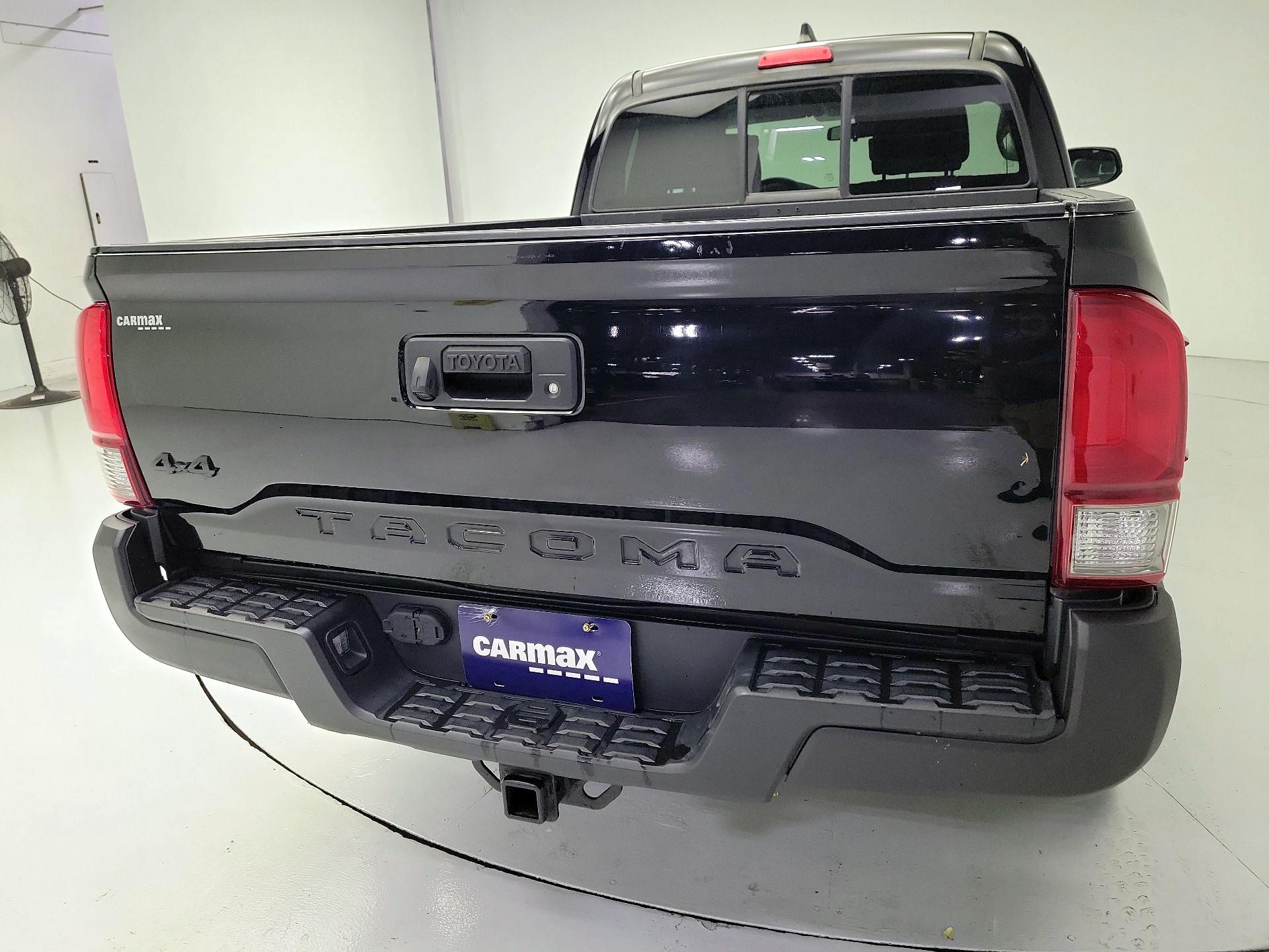 Thumbnail: 2021 Toyota Tacoma - 20