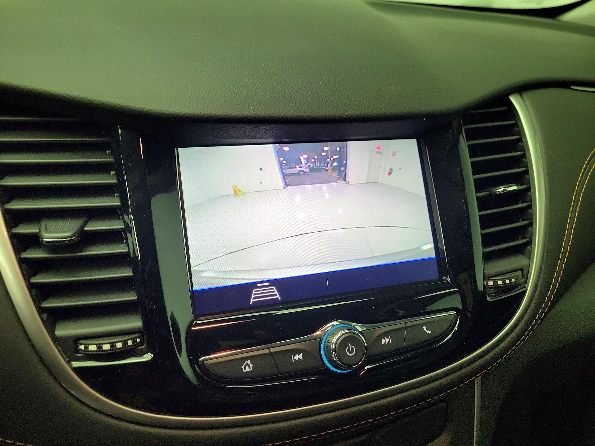 Thumbnail: 2022 Chevrolet Trax - 14