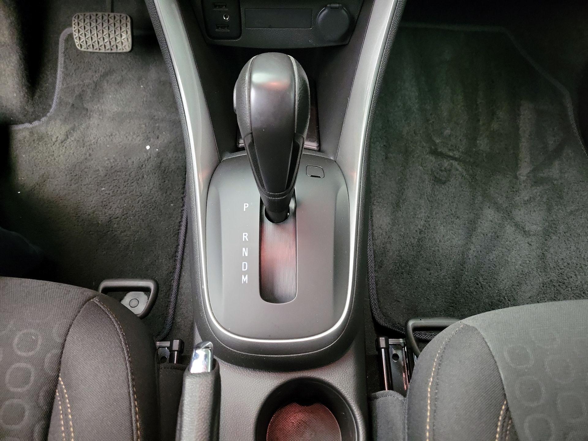 Thumbnail: 2022 Chevrolet Trax - 17