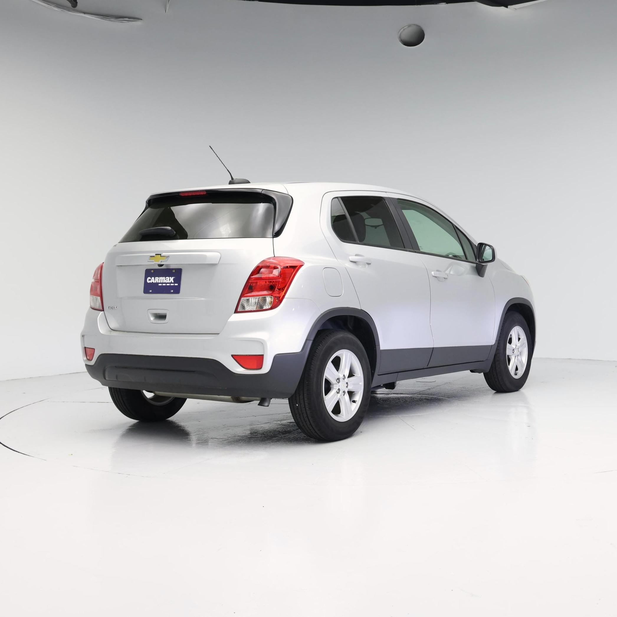 Thumbnail: 2022 Chevrolet Trax - 8