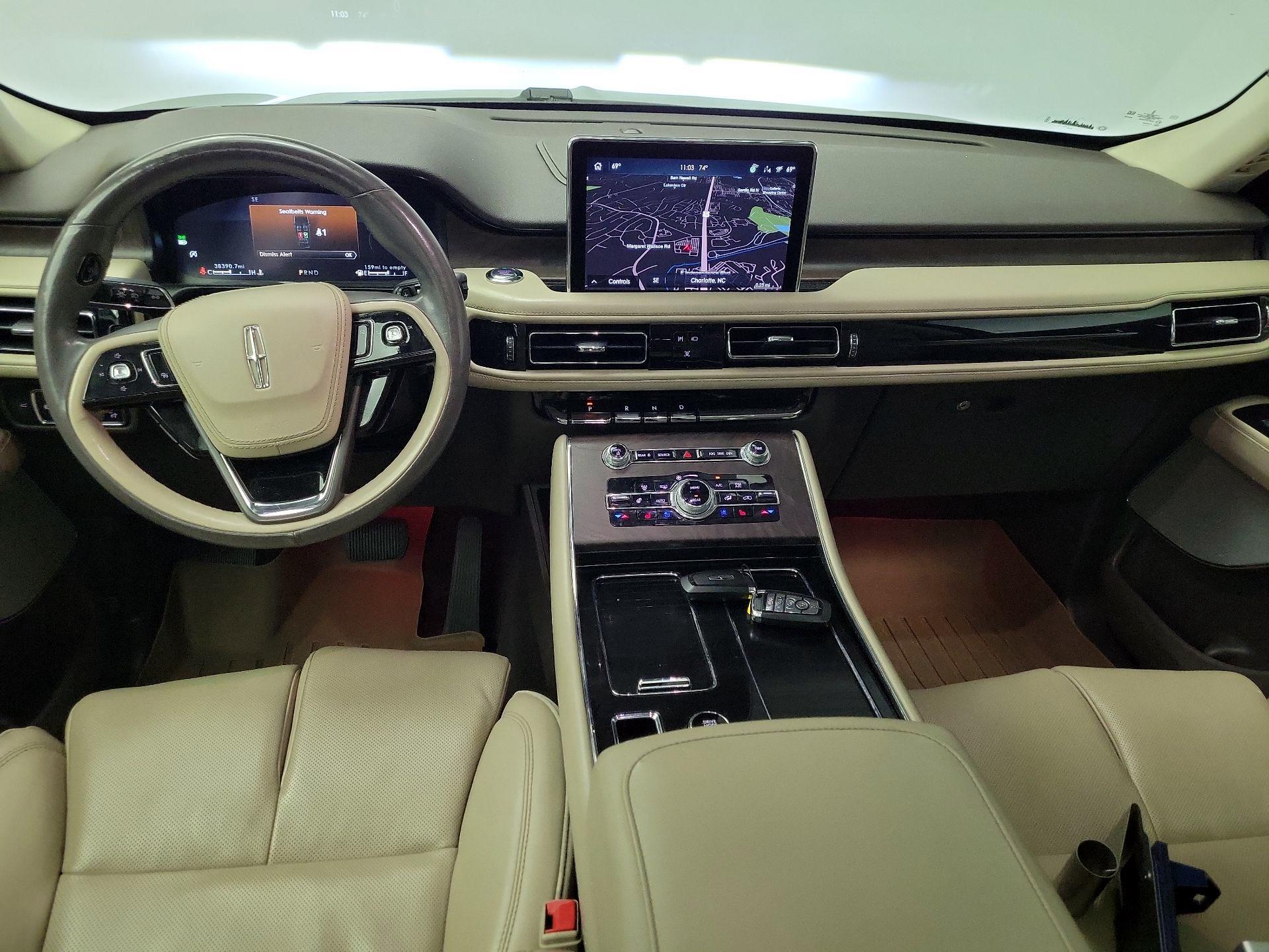 Thumbnail: 2021 Lincoln Aviator - 9