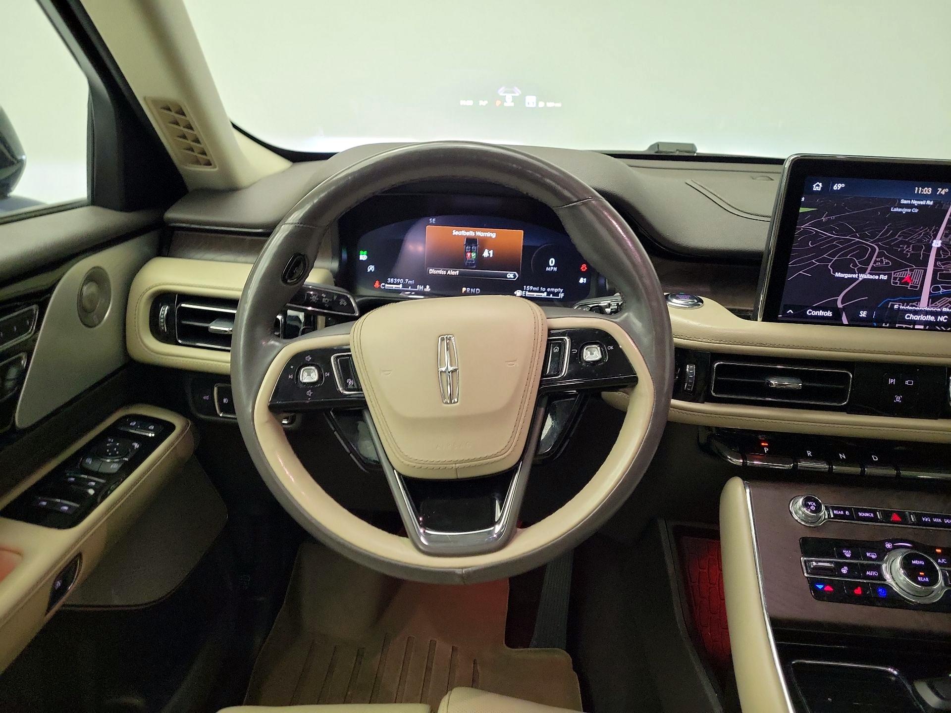 Thumbnail: 2021 Lincoln Aviator - 10