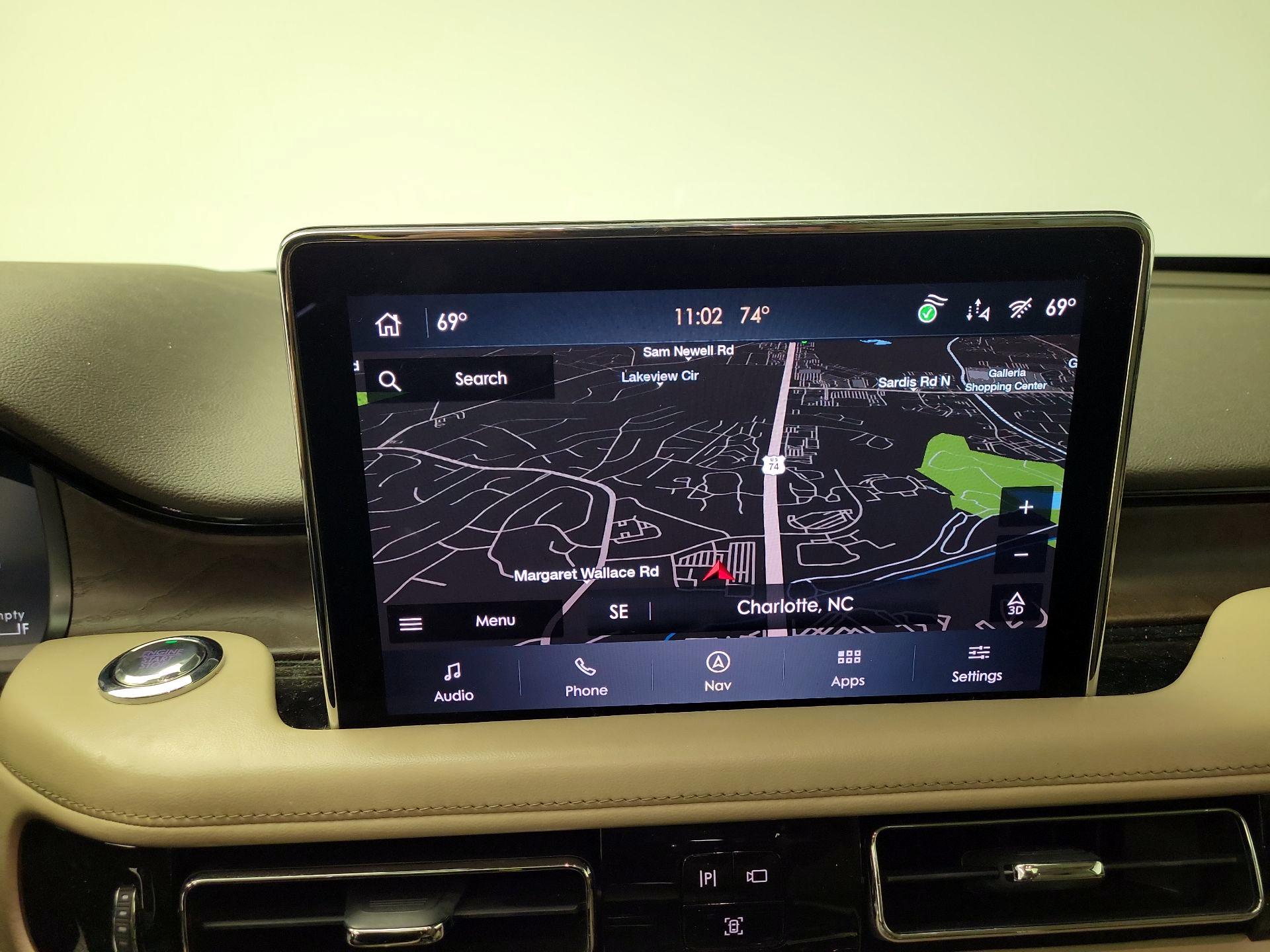 Thumbnail: 2021 Lincoln Aviator - 14