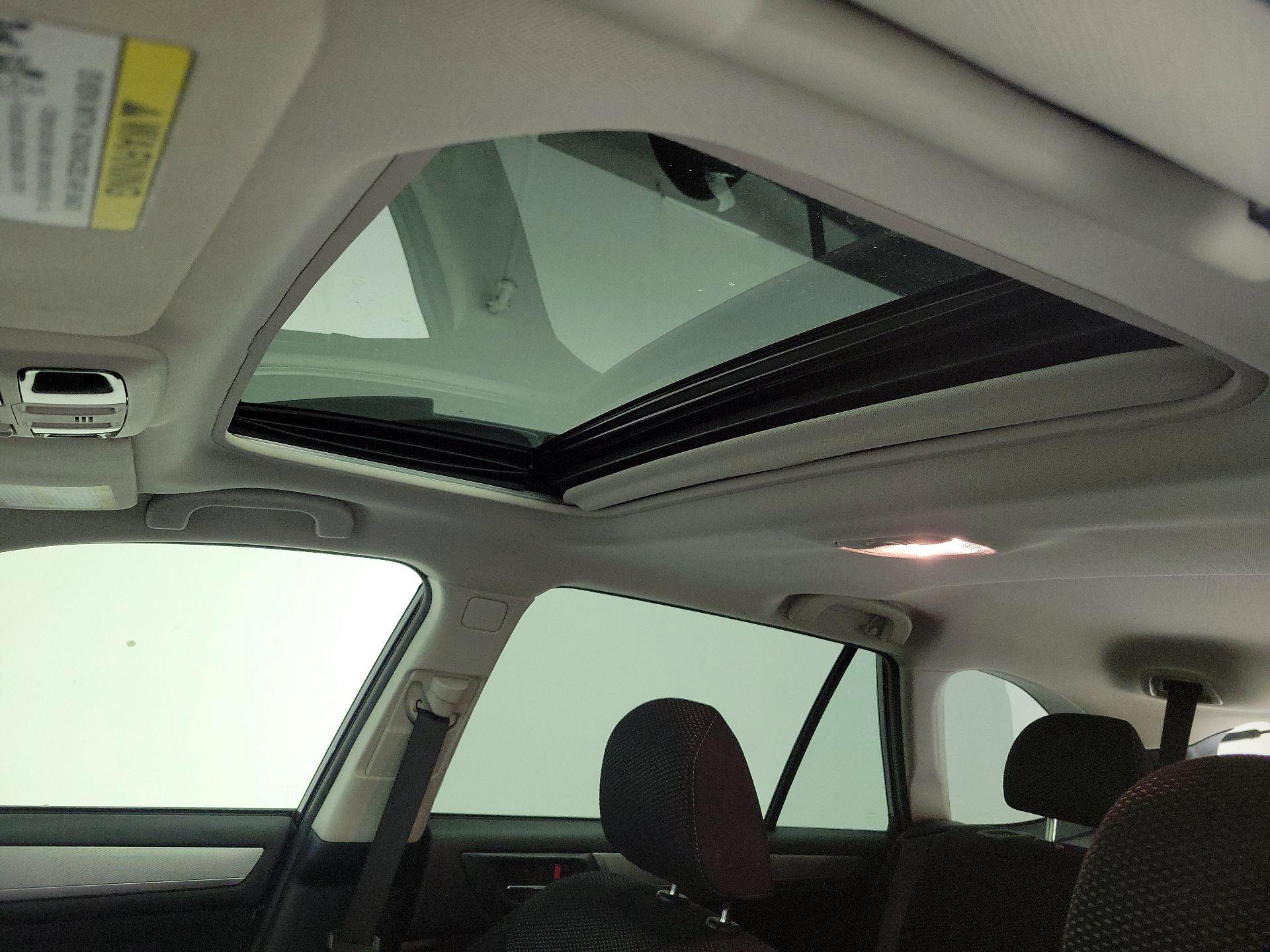 Thumbnail: 2017 Subaru Outback - 19