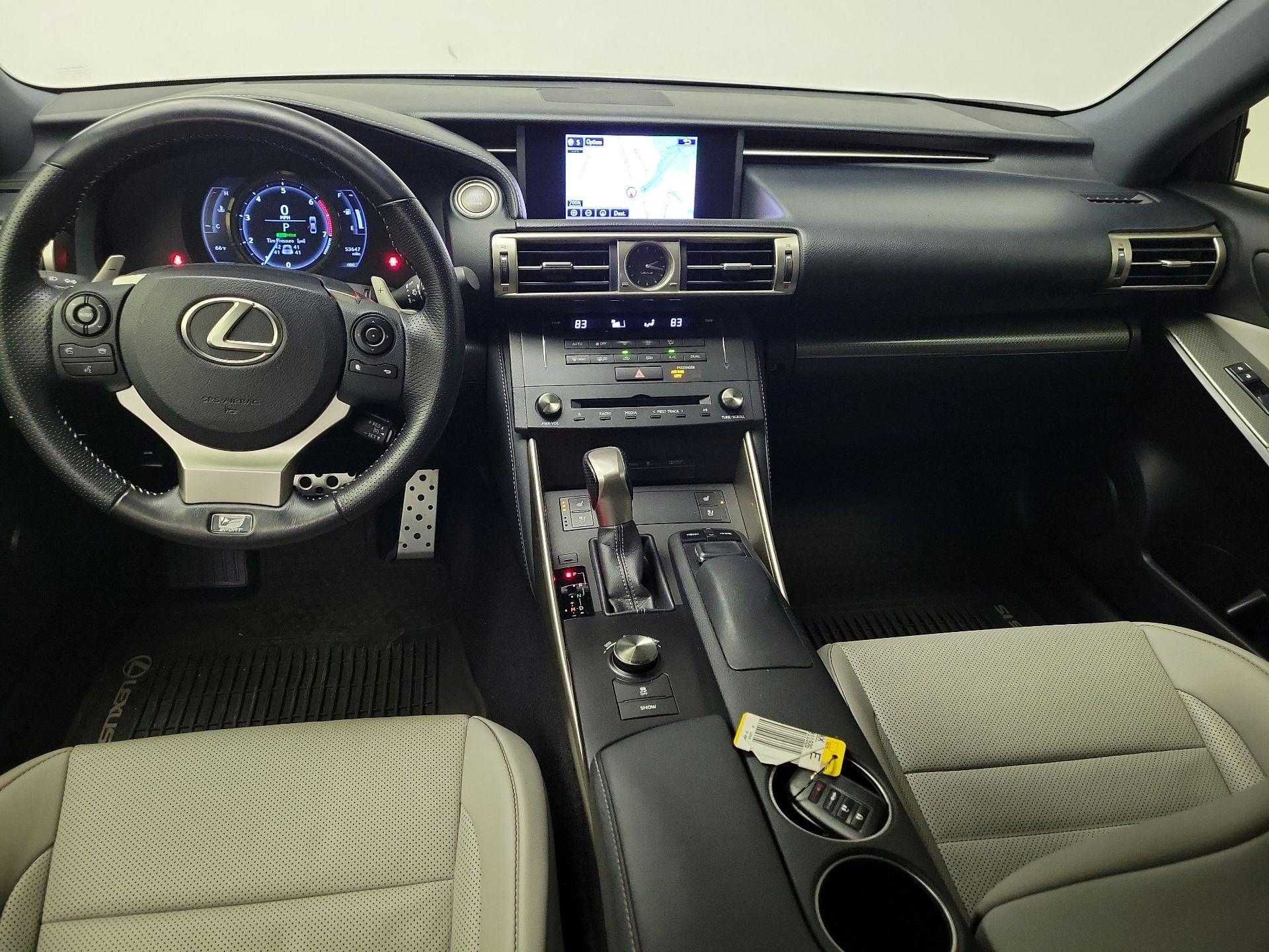 Thumbnail: 2016 Lexus IS - 9