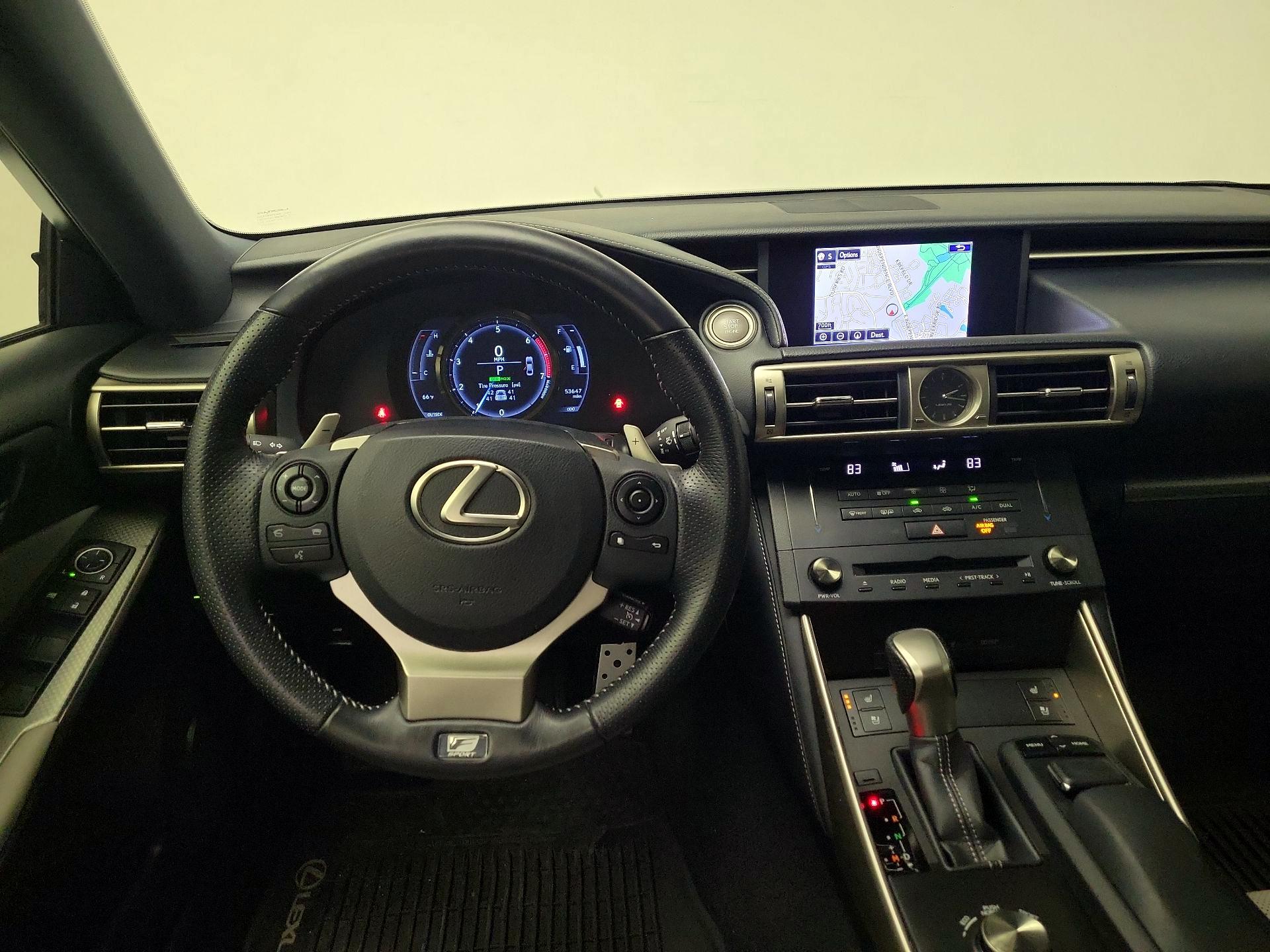 Thumbnail: 2016 Lexus IS - 10