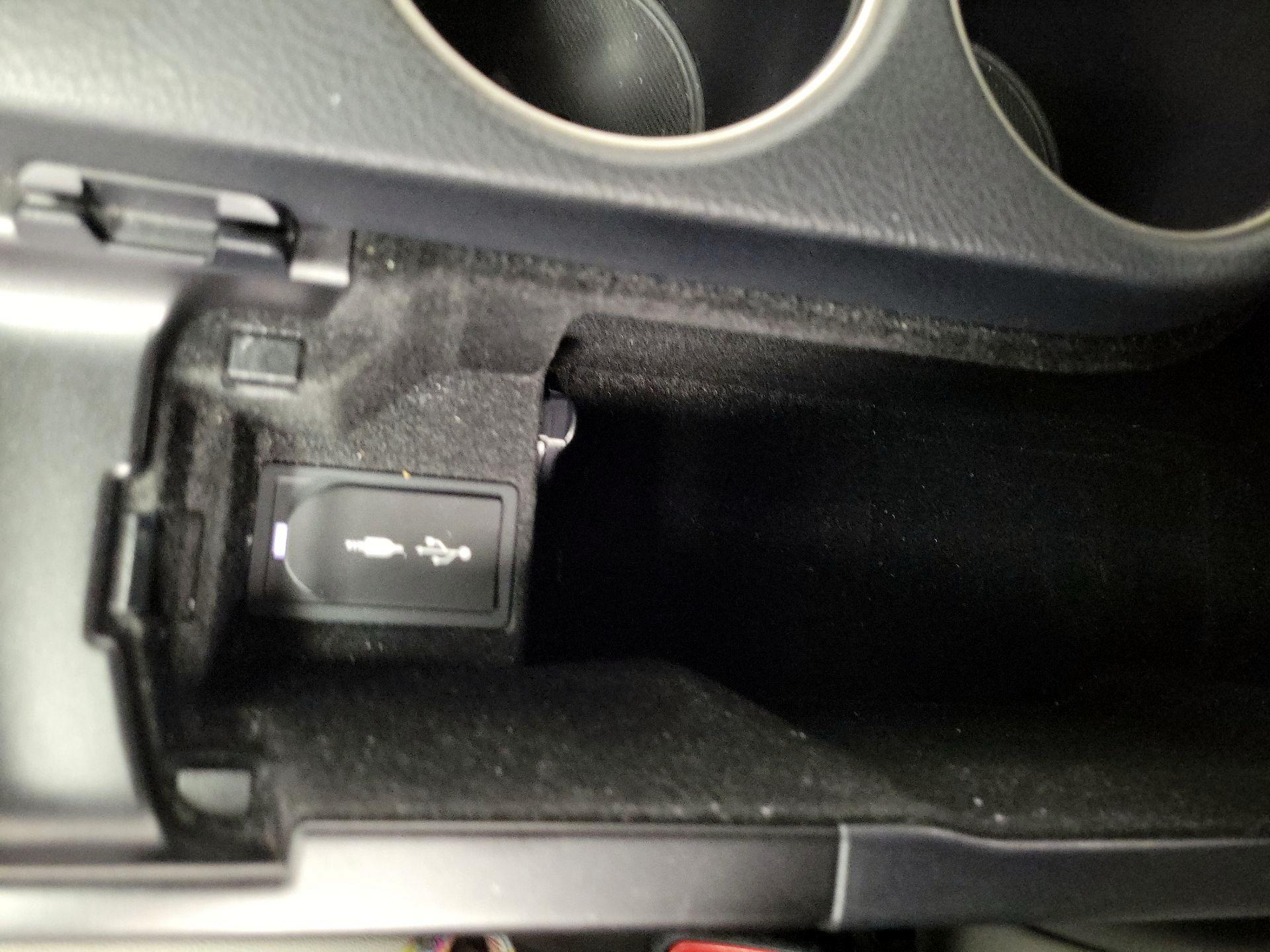 Thumbnail: 2016 Lexus IS - 19