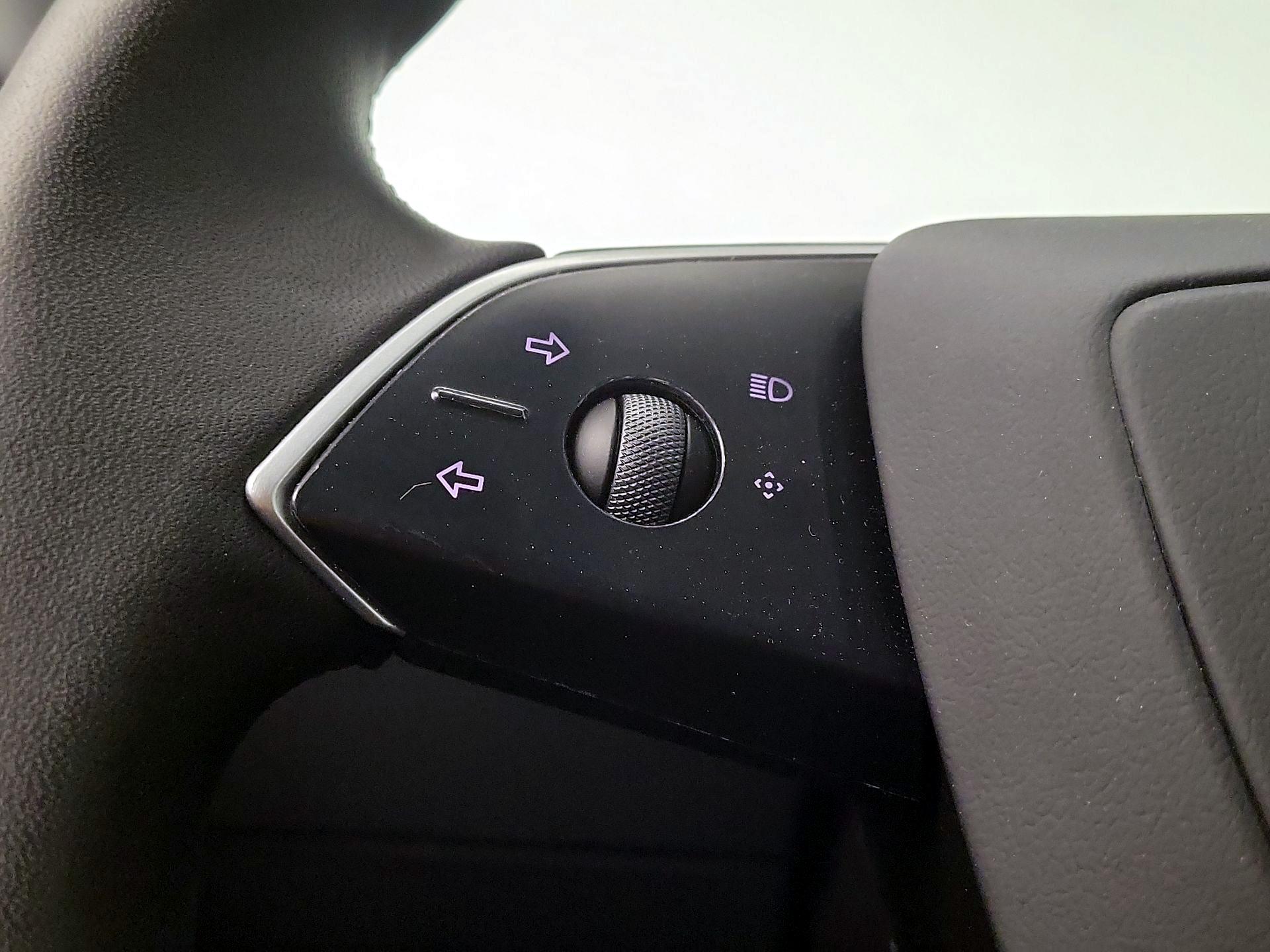 Thumbnail: 2025 Tesla Model 3 - 13