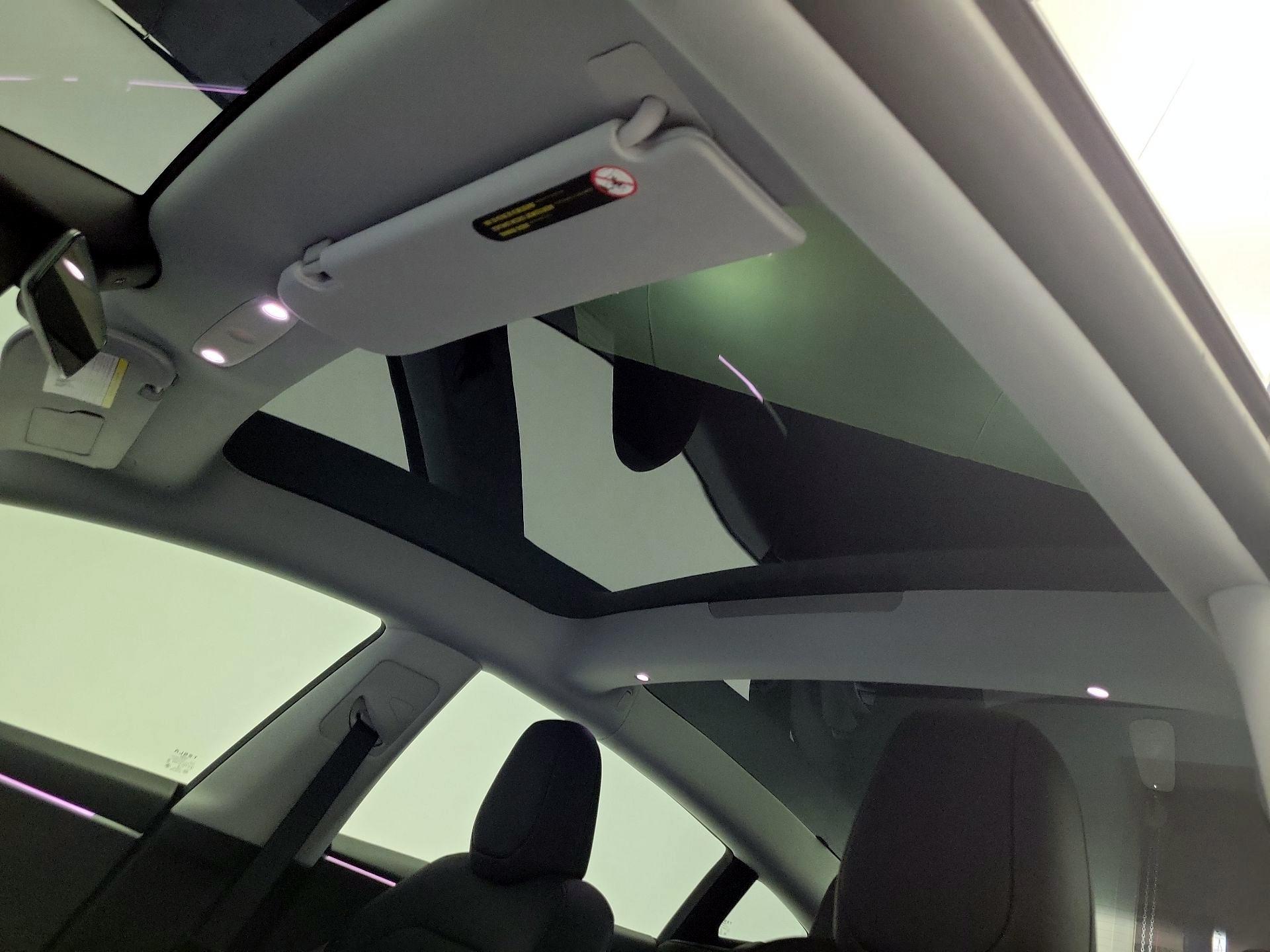 Thumbnail: 2025 Tesla Model 3 - 19