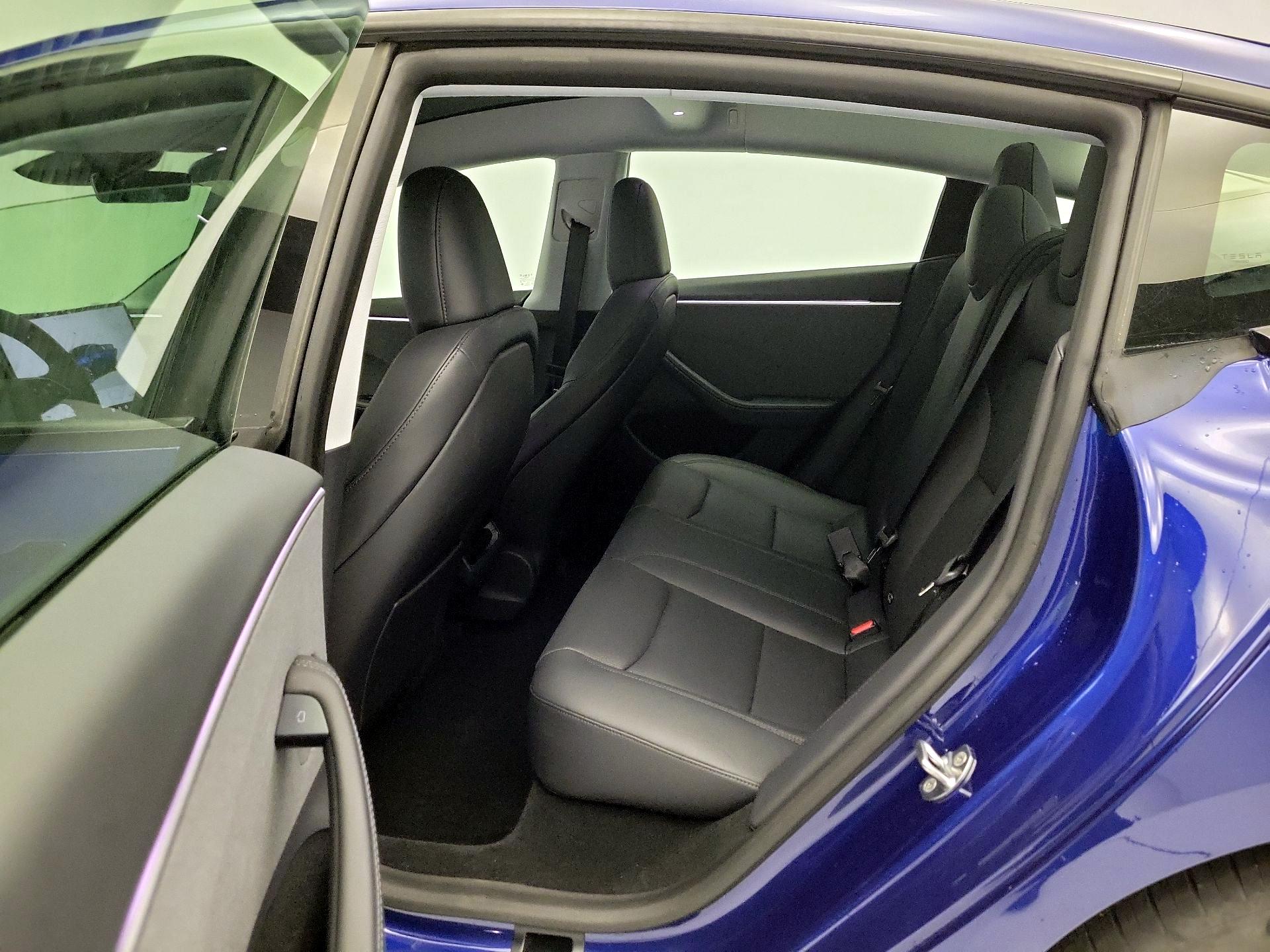 Thumbnail: 2025 Tesla Model 3 - 20