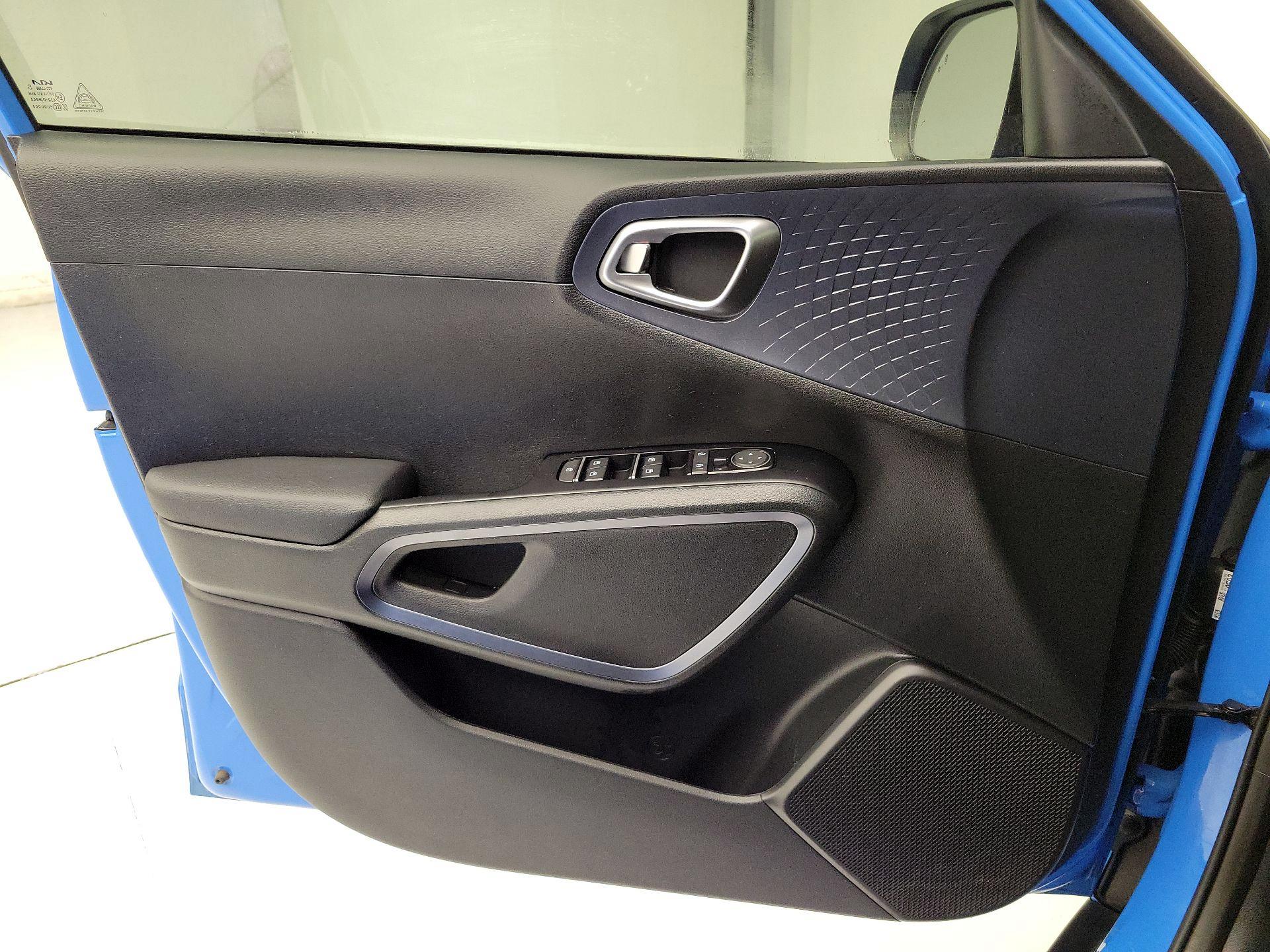 Thumbnail: 2024 Kia Soul - 12