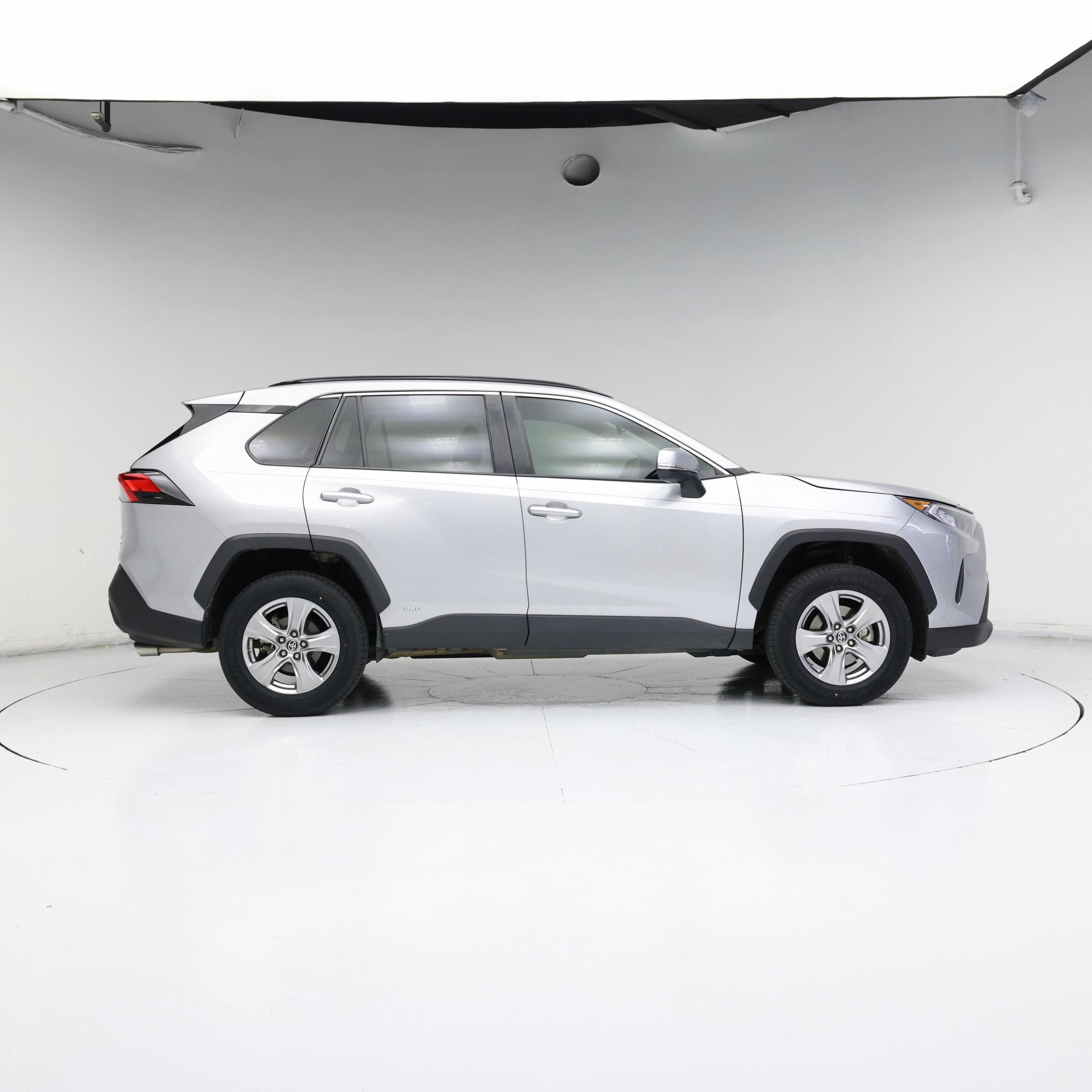 Thumbnail: 2022 Toyota RAV4 - 7