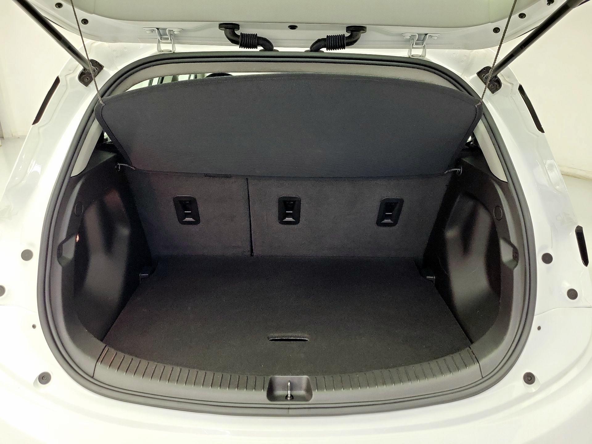 Thumbnail: 2022 Chevrolet Bolt EV - 20