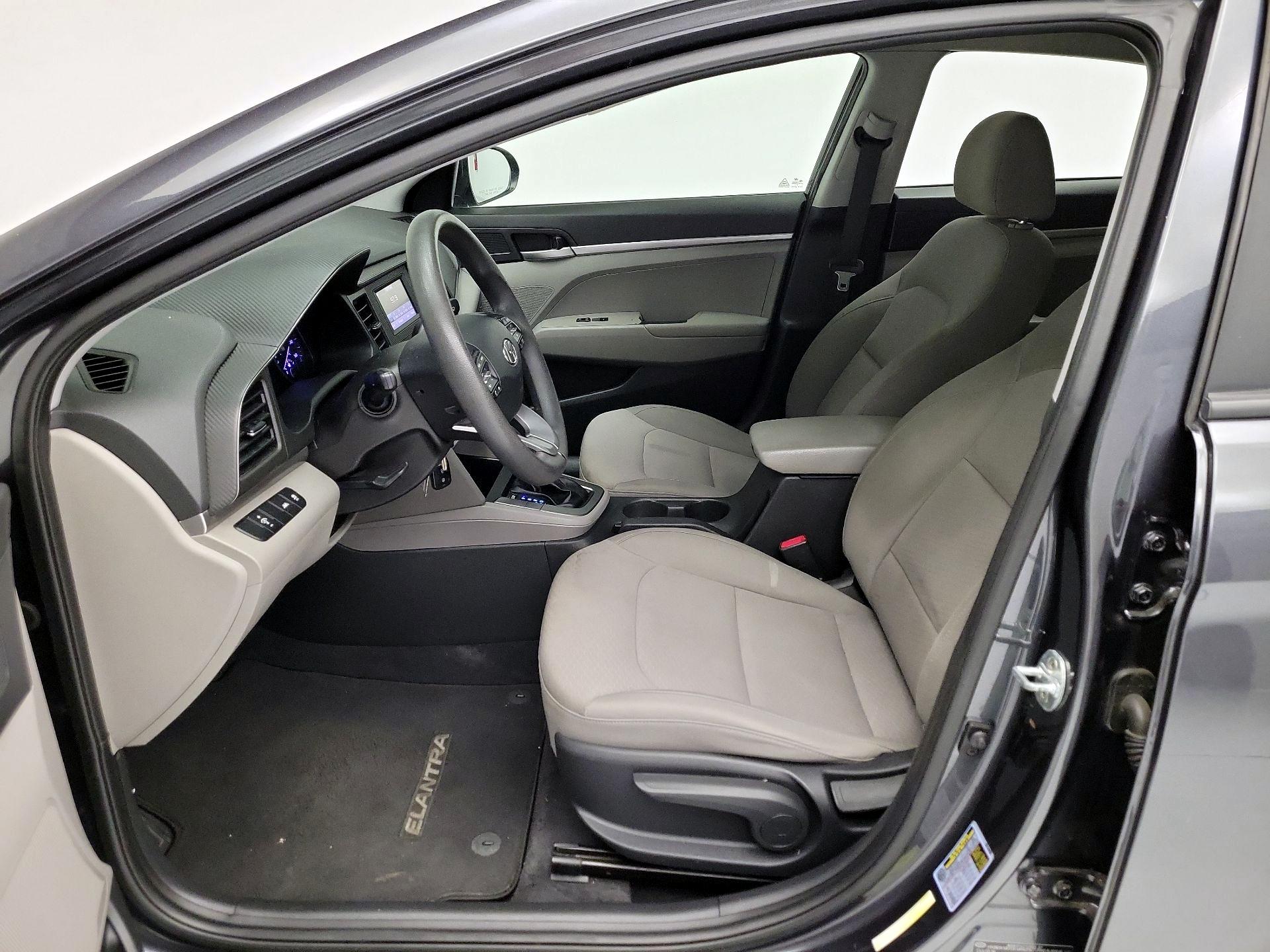 Thumbnail: 2020 Hyundai Elantra - 11