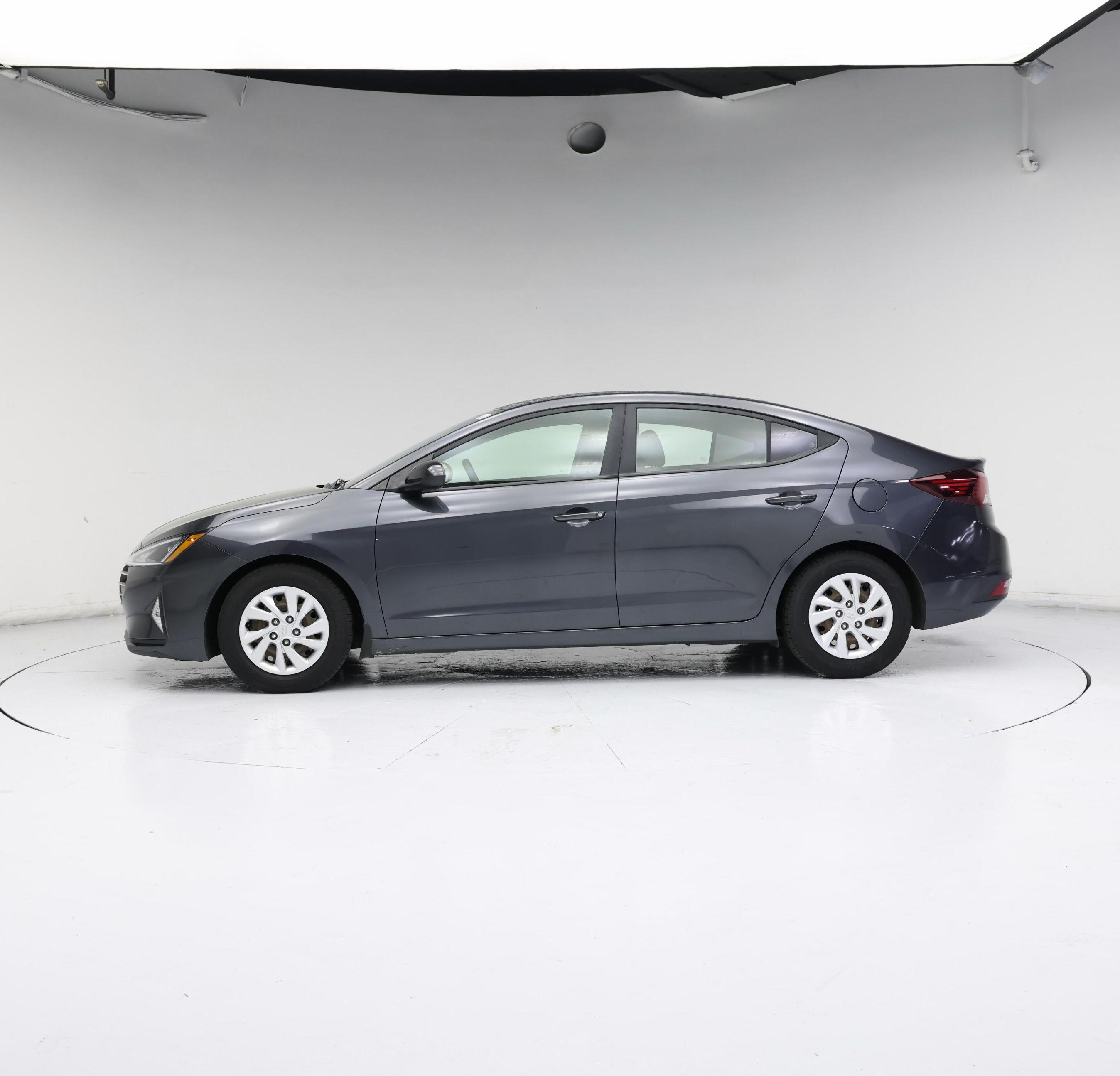 Thumbnail: 2020 Hyundai Elantra - 3