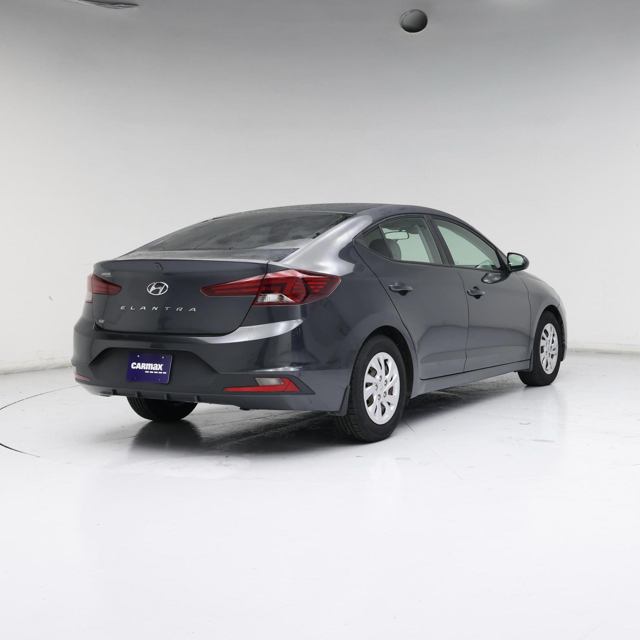 Thumbnail: 2020 Hyundai Elantra - 8