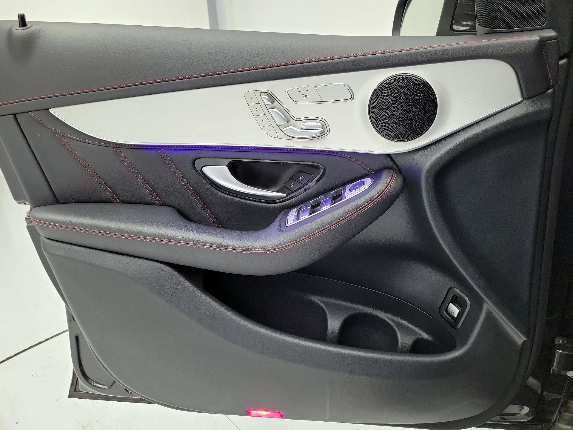 Thumbnail: 2022 Mercedes-Benz GLC - 12