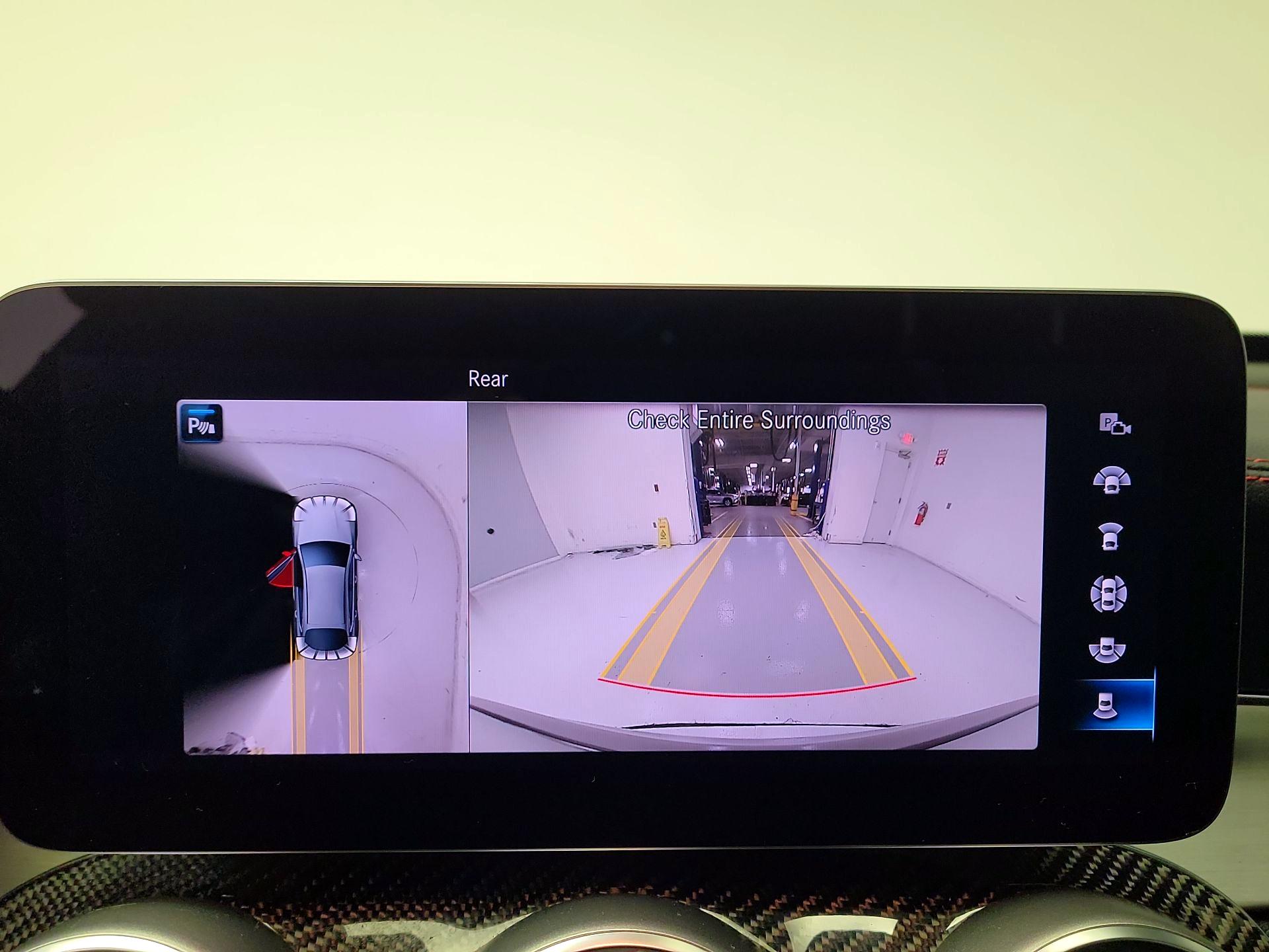 Thumbnail: 2022 Mercedes-Benz GLC - 15