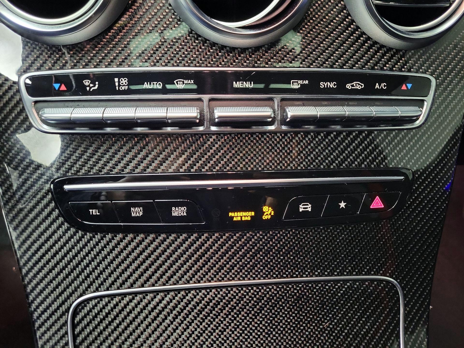 Thumbnail: 2022 Mercedes-Benz GLC - 17