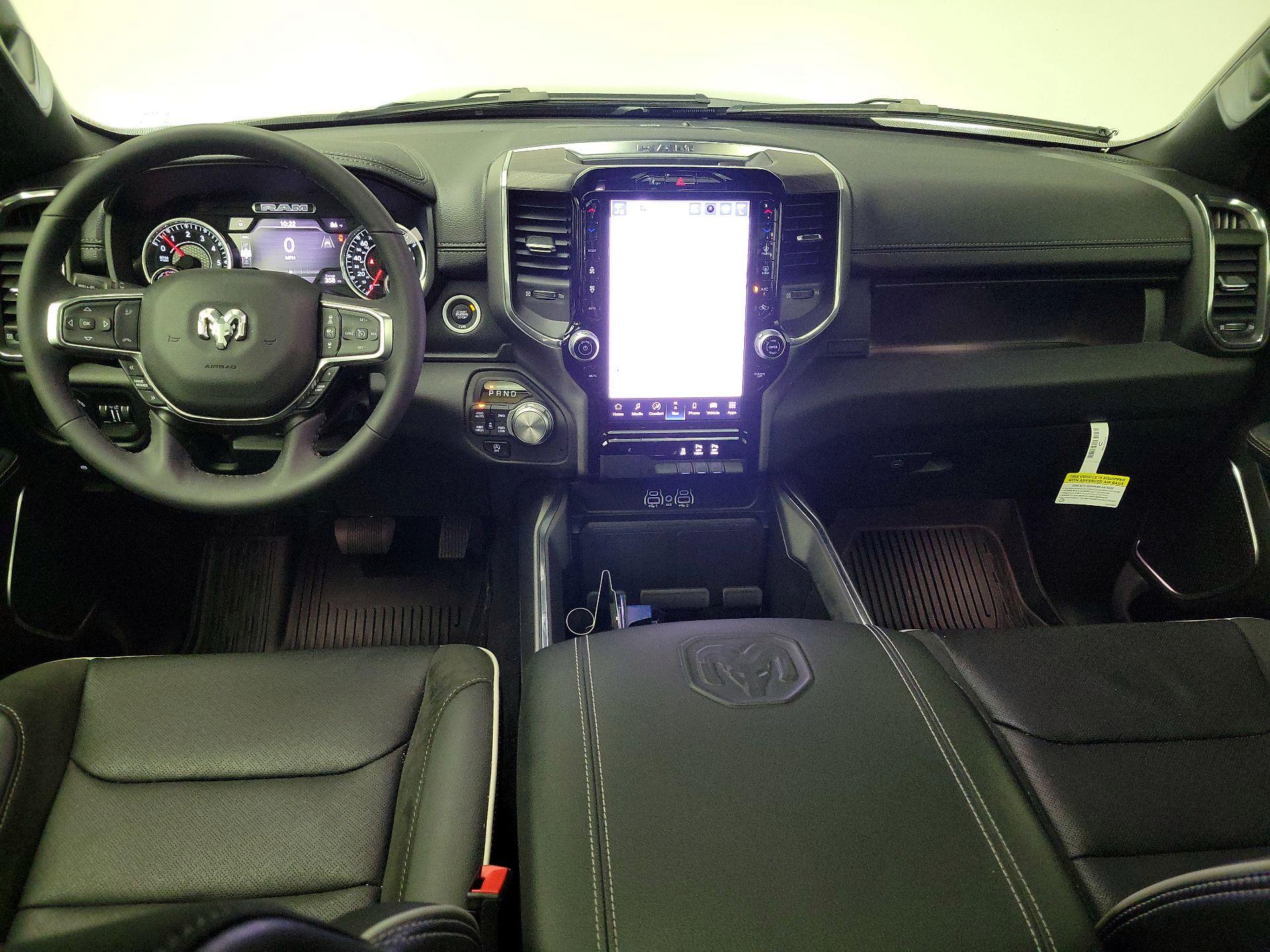 Thumbnail: 2025 RAM 1500 - 9