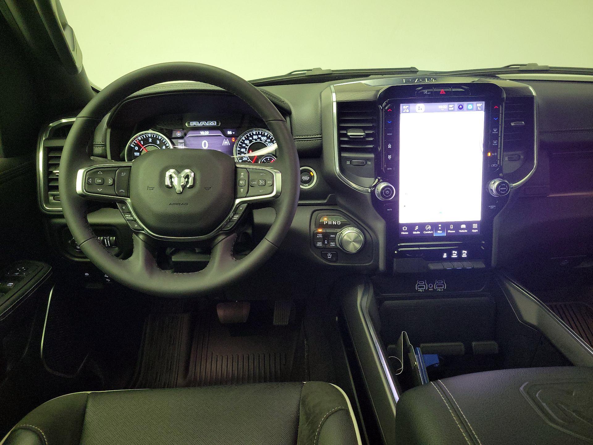 Thumbnail: 2025 RAM 1500 - 10