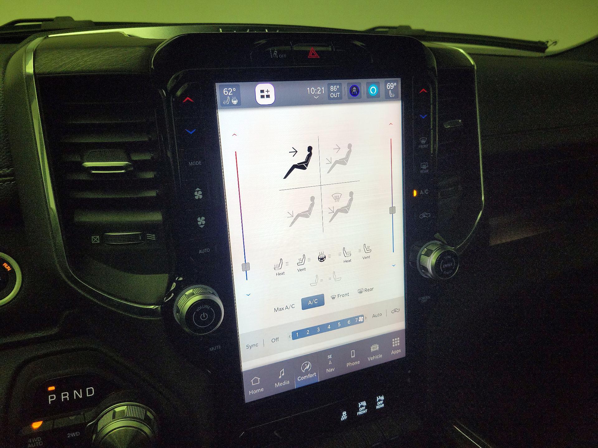 Thumbnail: 2025 RAM 1500 - 17