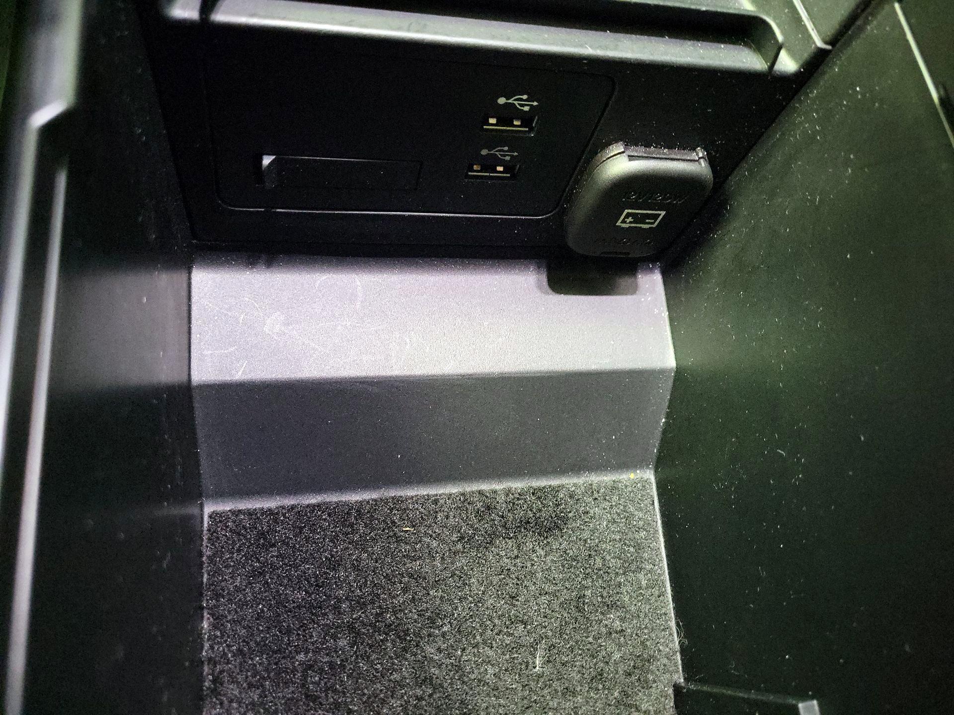 Thumbnail: 2023 Mazda CX-30 - 17