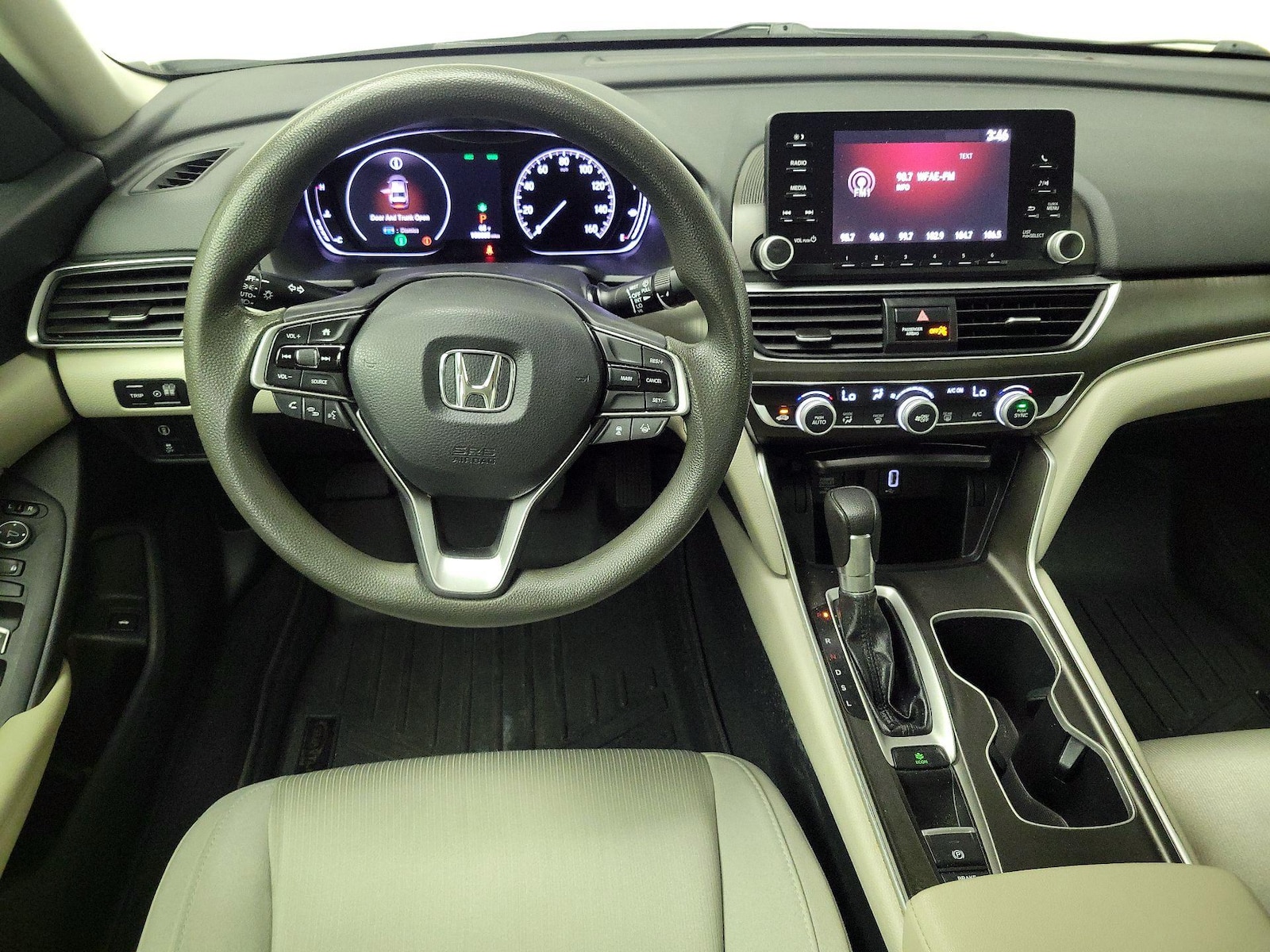 2019 Honda Accord LX - Photo 11