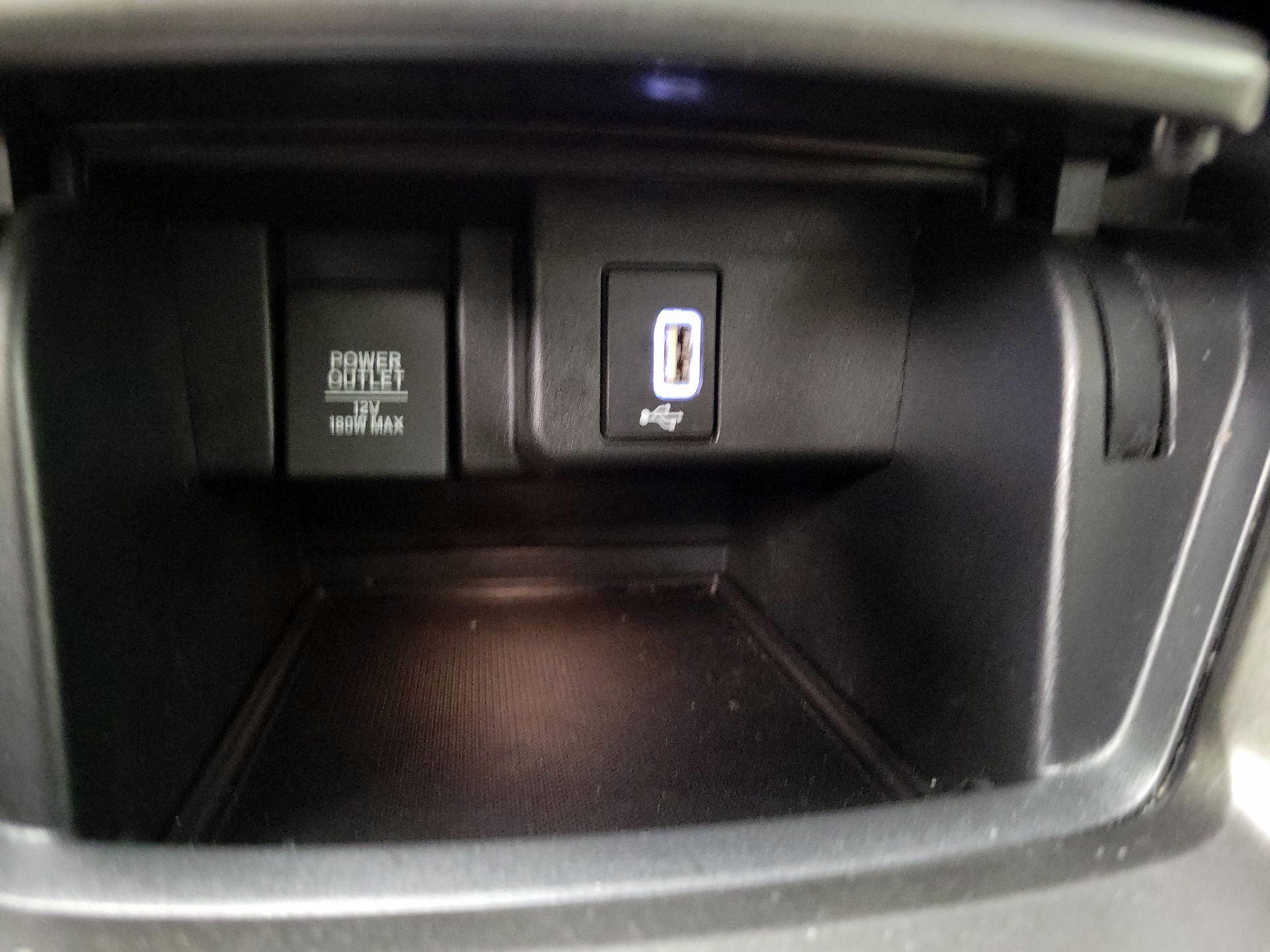 Thumbnail: 2019 Honda Accord - 17