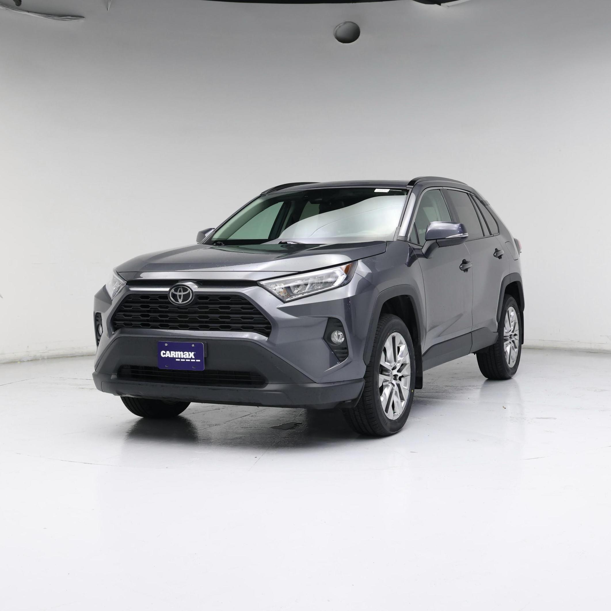 Thumbnail: 2021 Toyota RAV4 - 4