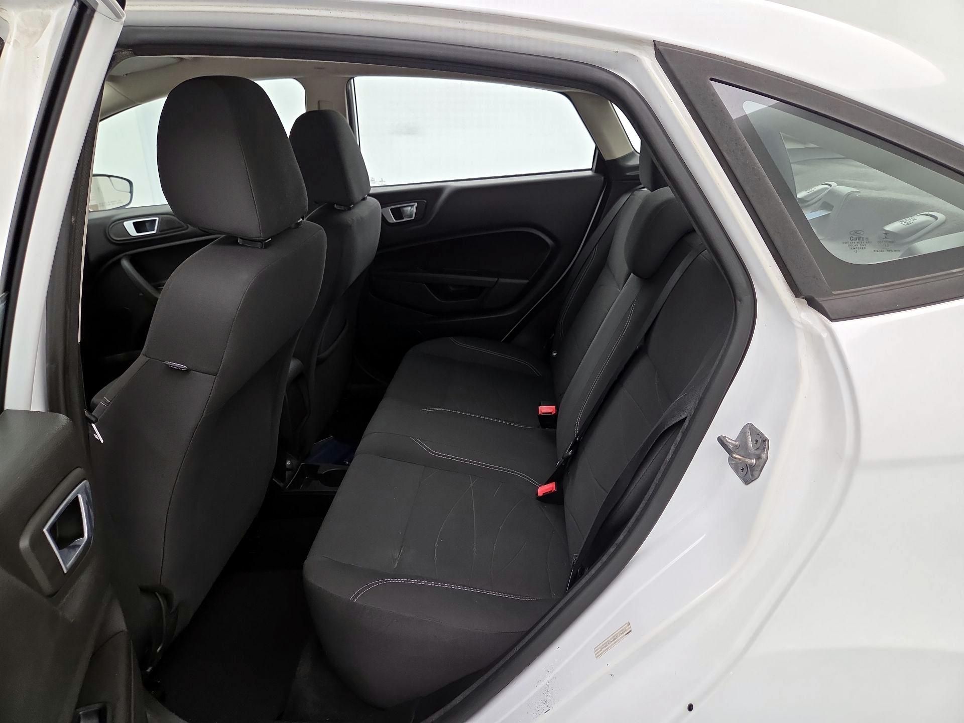 Thumbnail: 2014 Ford Fiesta - 18