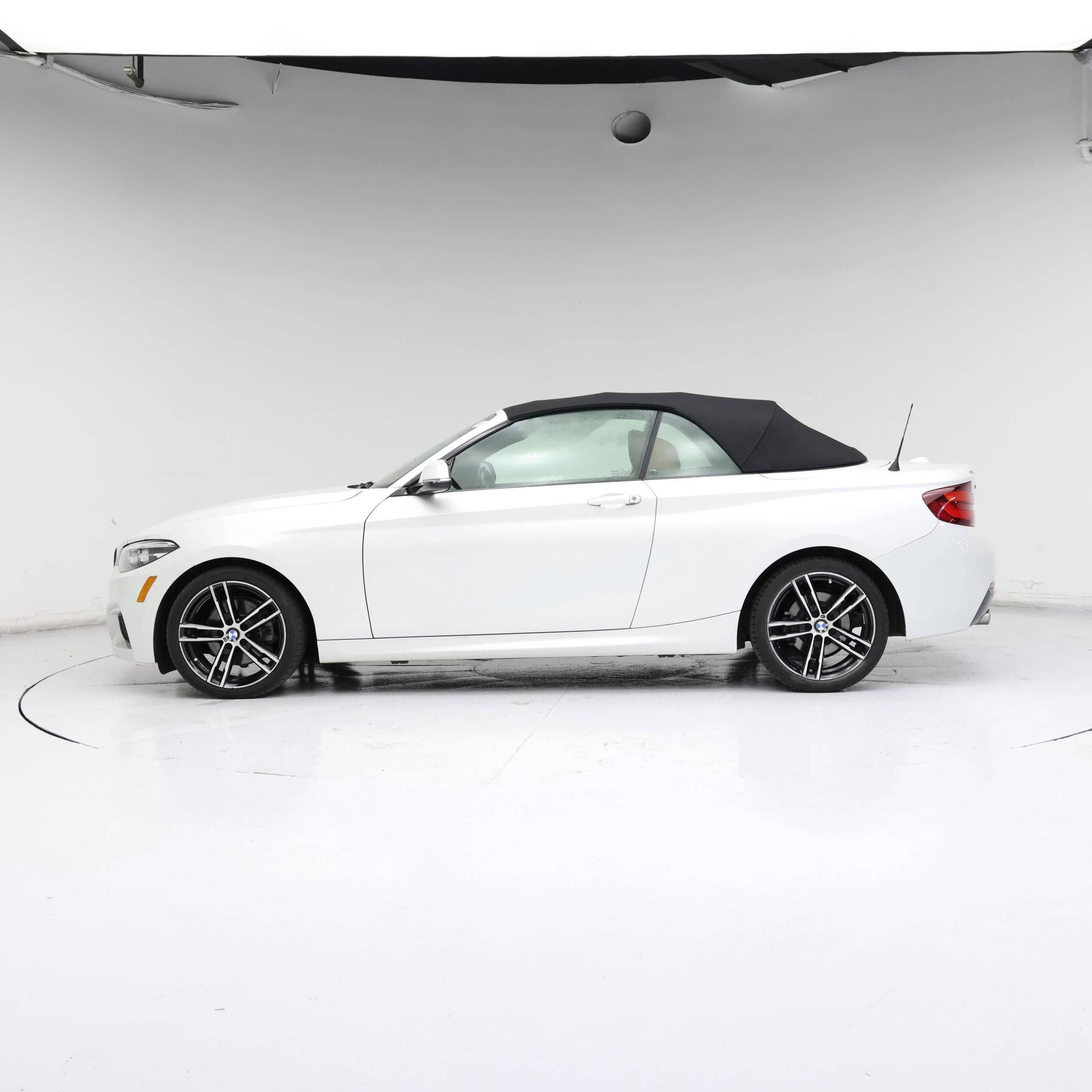 Thumbnail: 2020 BMW 2 Series - 3