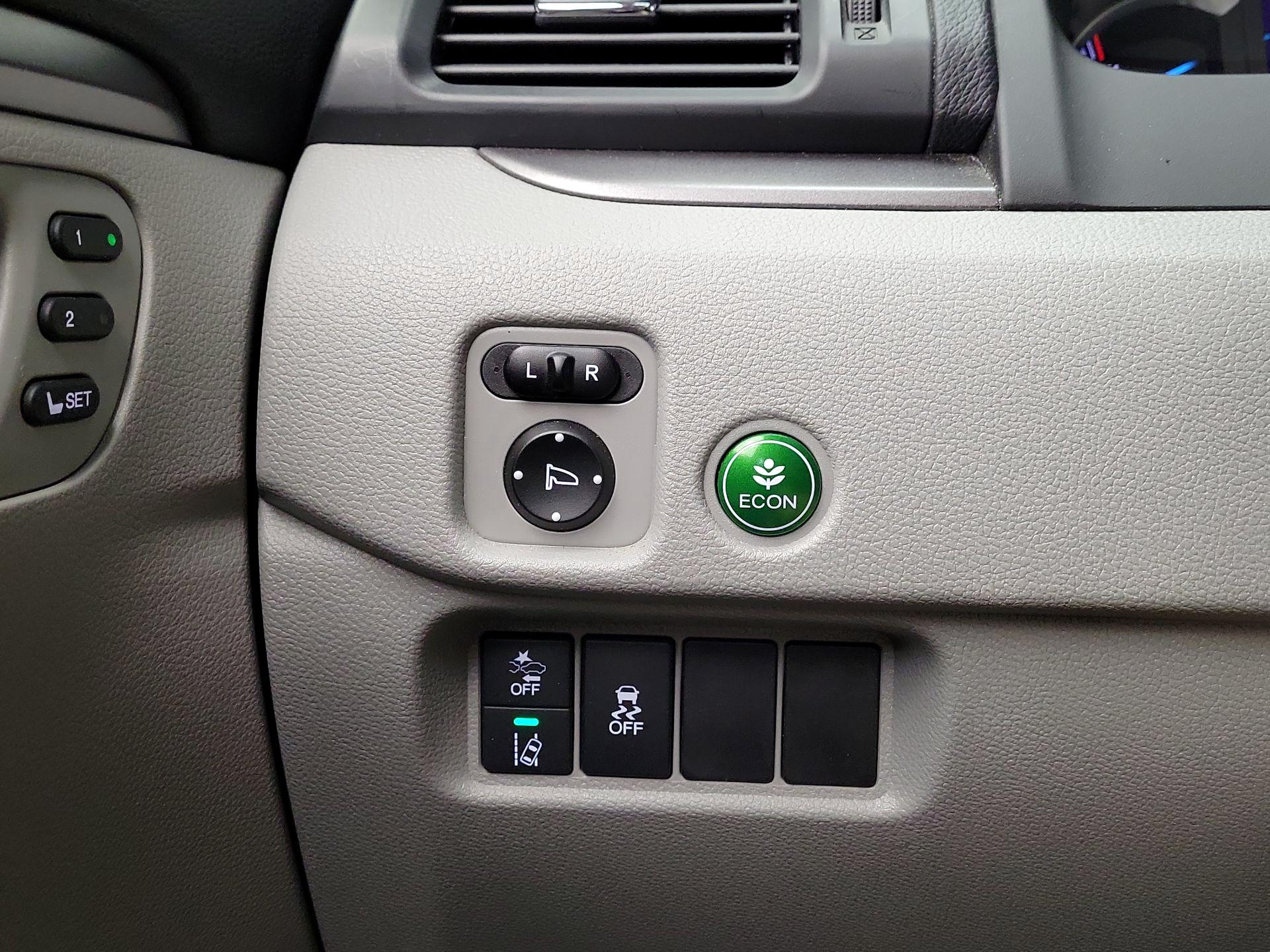 Thumbnail: 2020 Honda Pilot - 13