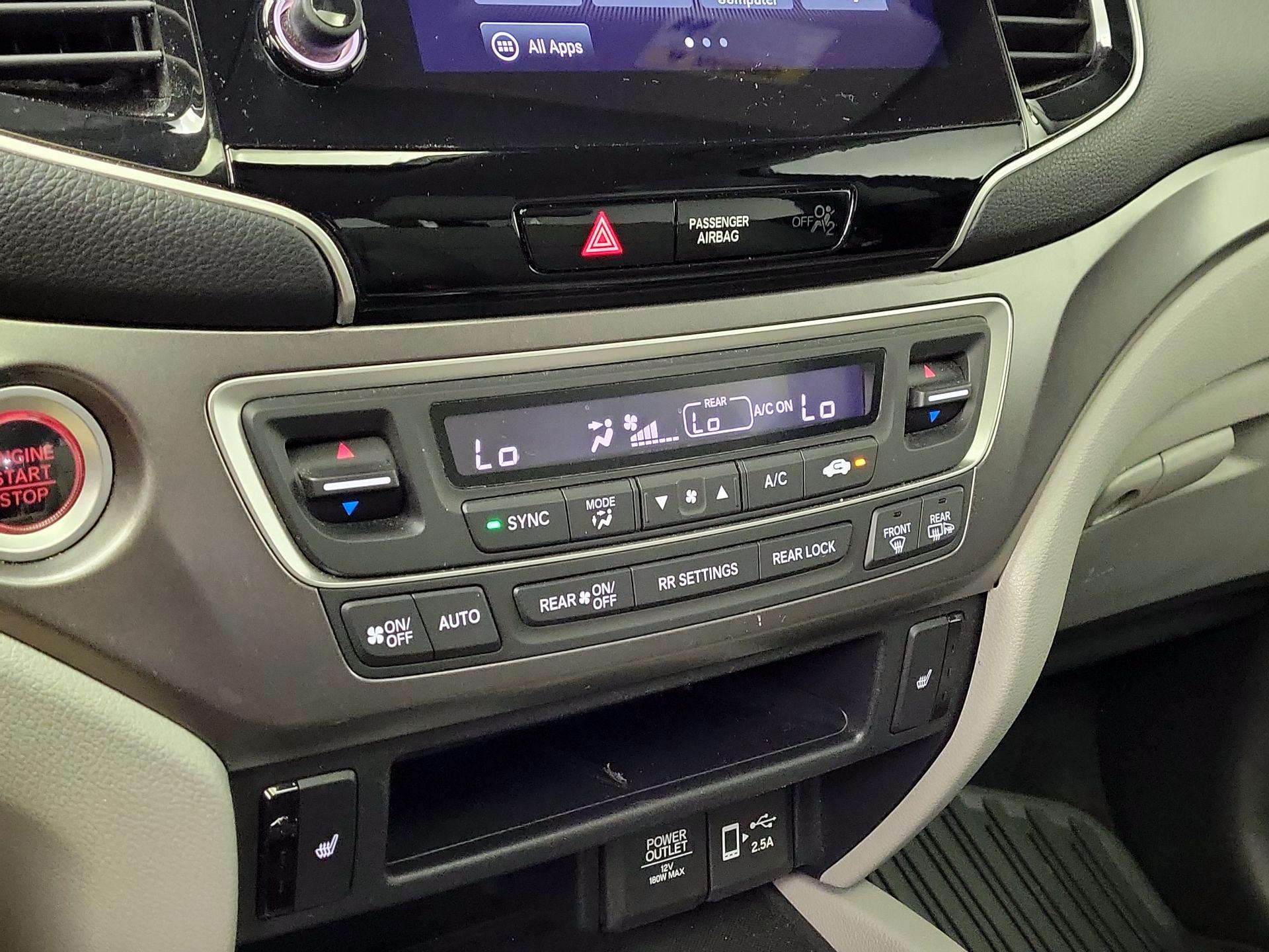 Thumbnail: 2020 Honda Pilot - 16